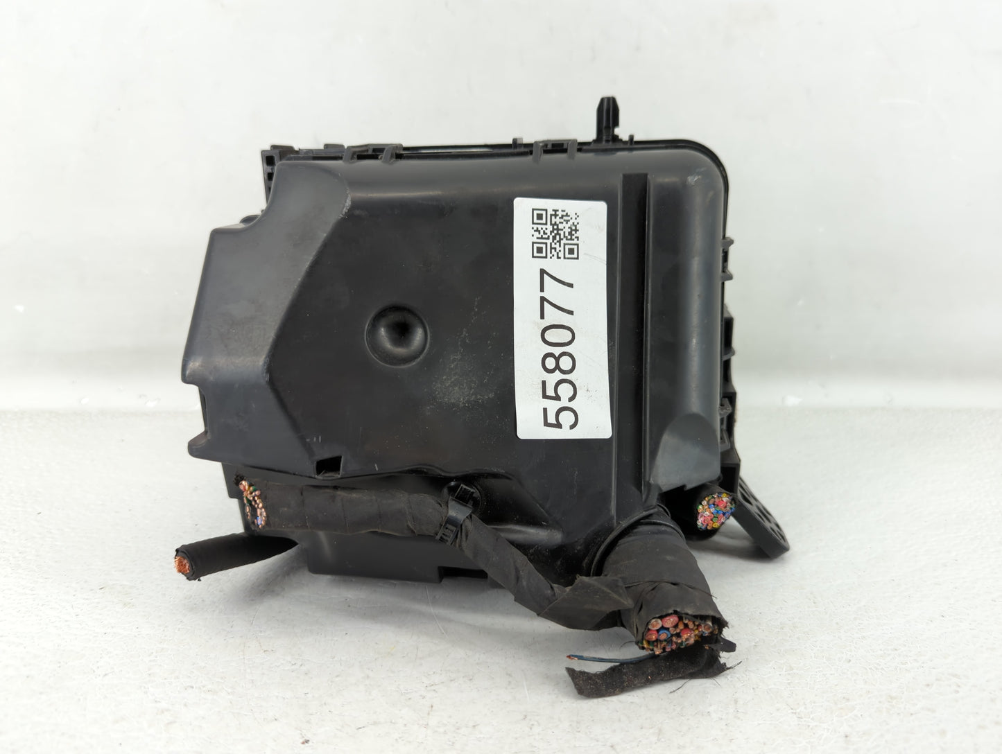 2017-2018 Kia Forte Fusebox Fuse Box Panel Relay Module P/N:91221-B0060 Fits Fits 2017 2018 OEM Used Auto Parts - Oemusedaut