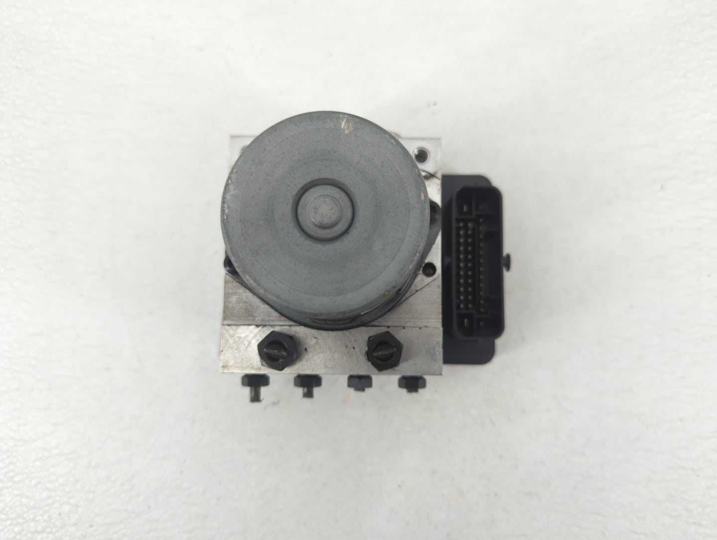 2017-2018 Kia Forte ABS Pump Control Module Replacement P/N:B0589-20500 Fits Fits 2017 2018 OEM Used Auto Parts - Oemusedaut