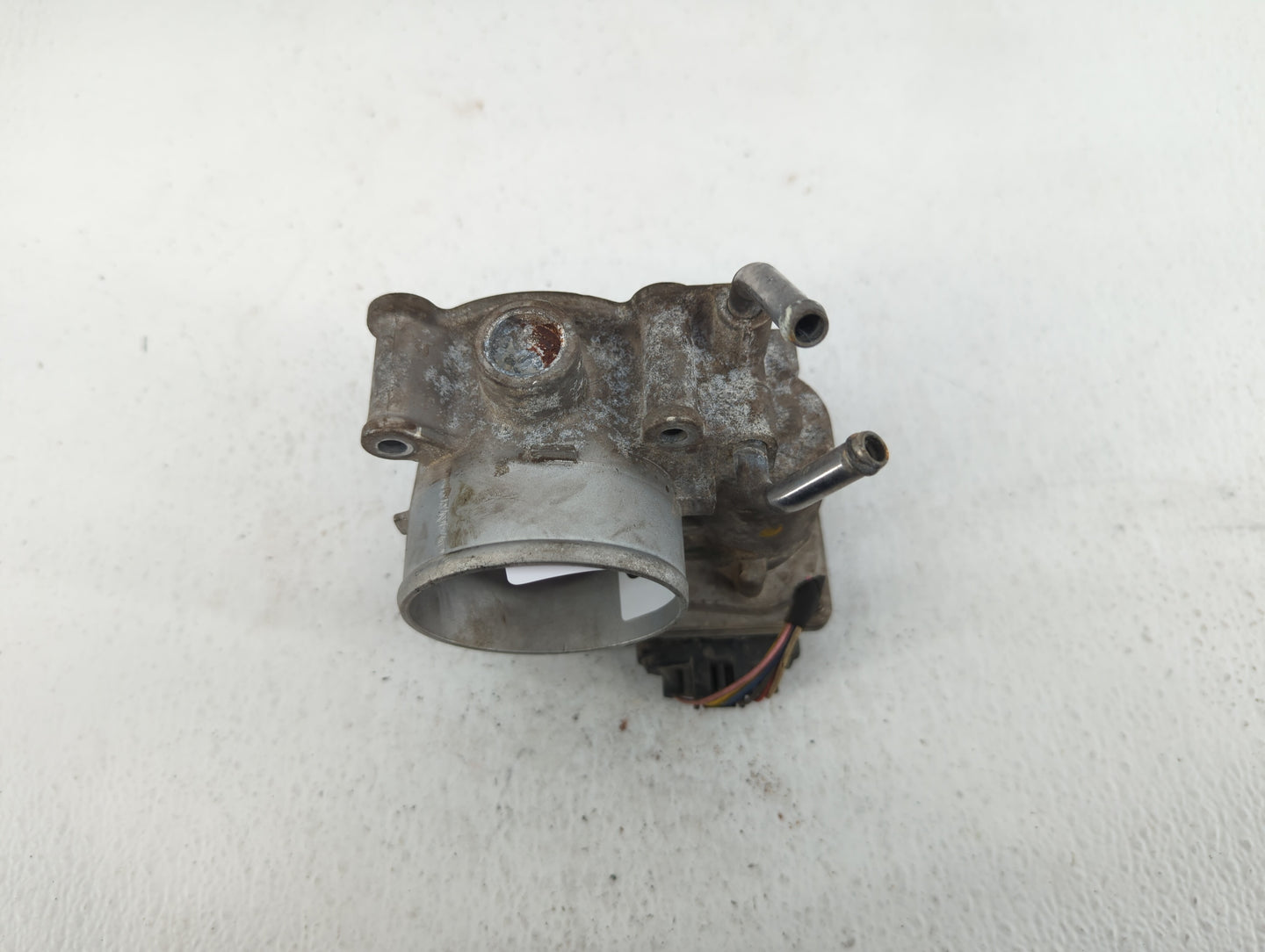 2014-2018 Kia Forte Throttle Body P/N:35100-2E000 Fits Fits 2011 2012 2013 2014 2015 2016 2017 2018 2019 2020 2021 OEM Used 