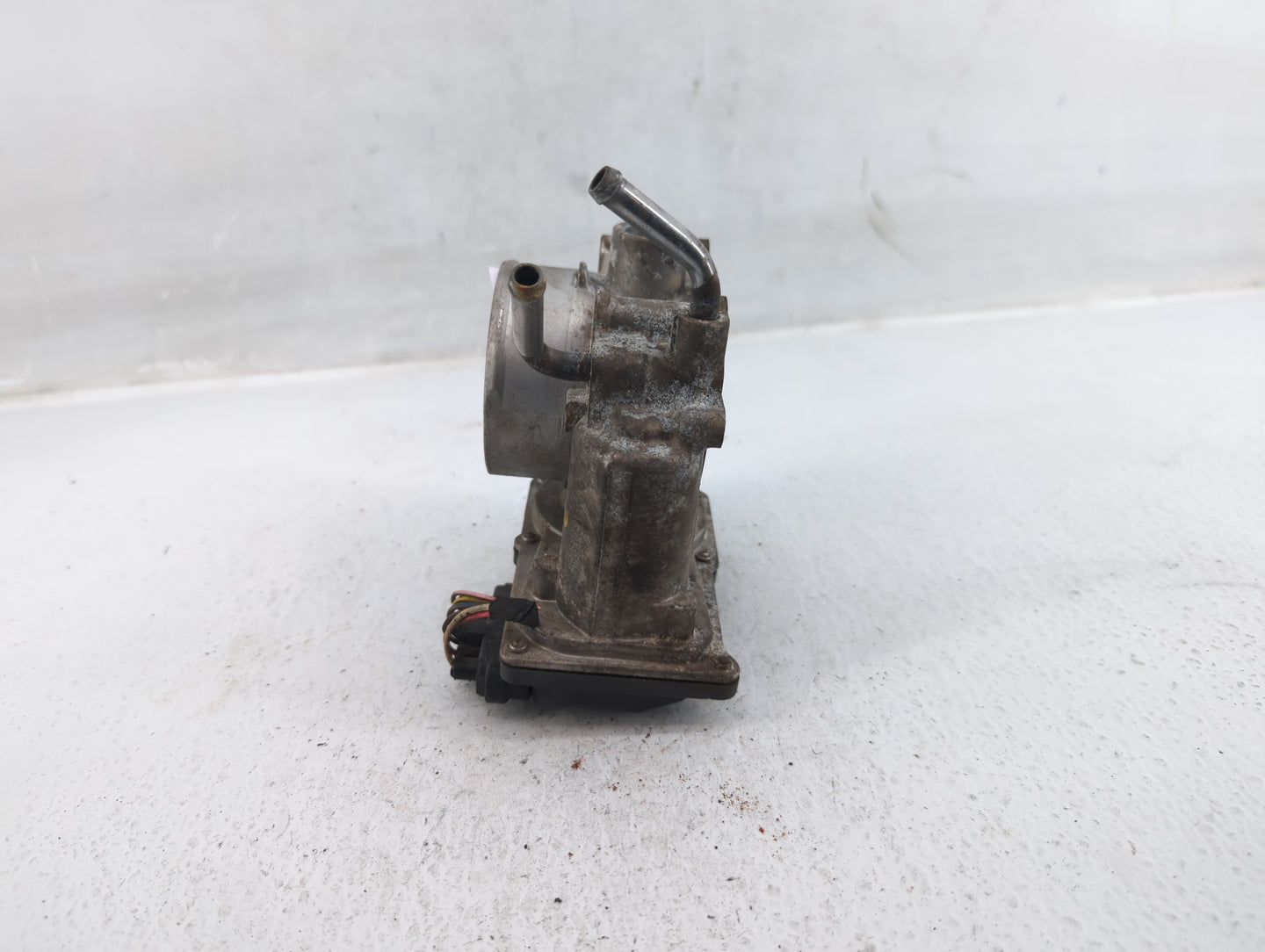 2014-2018 Kia Forte Throttle Body P/N:35100-2E000 Fits Fits 2011 2012 2013 2014 2015 2016 2017 2018 2019 2020 2021 OEM Used 