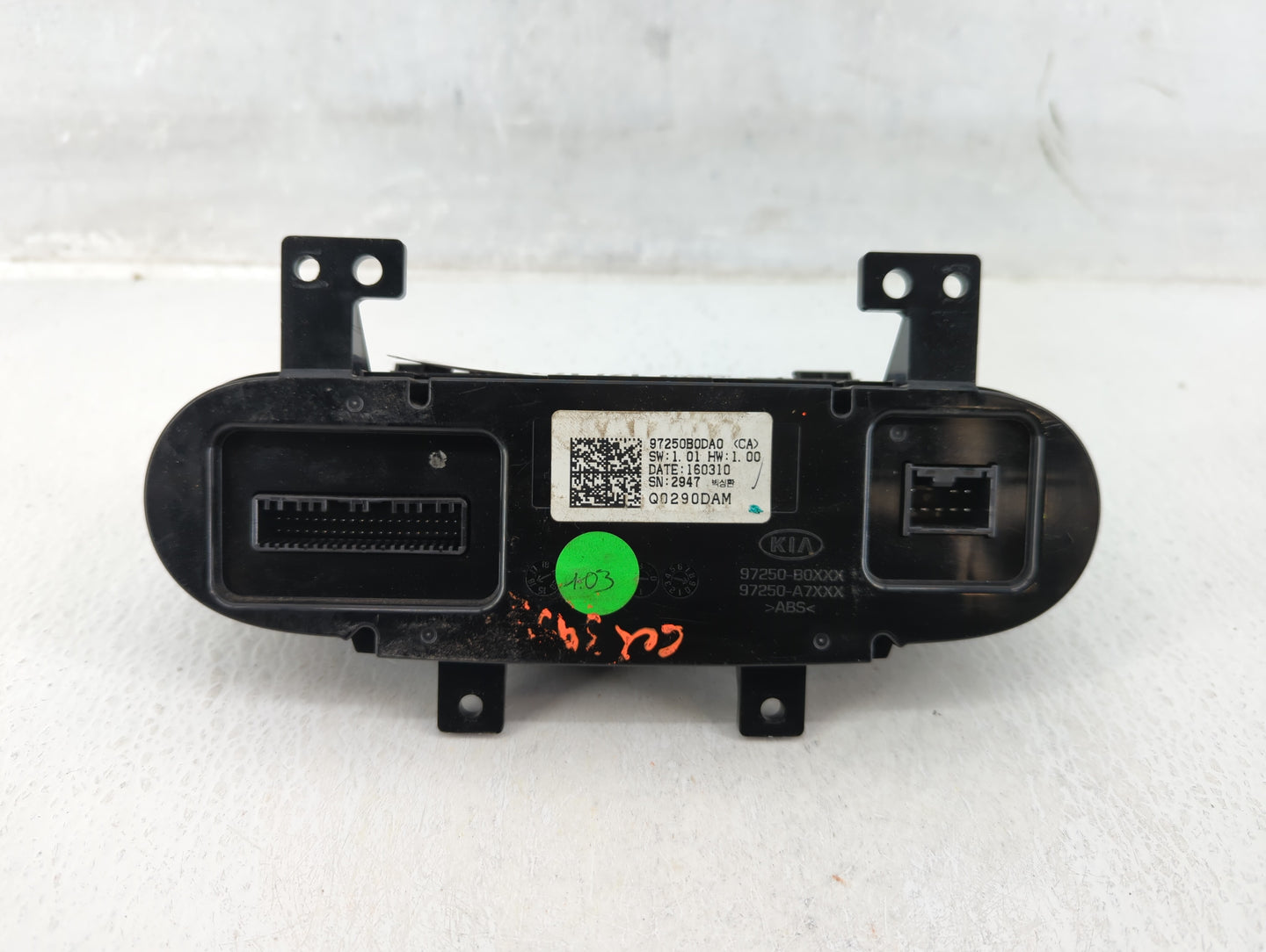 2017-2018 Kia Forte Climate Control Module Temperature AC/Heater Replacement P/N:97250B0DA0 Fits Fits 2017 2018 OEM Used Aut