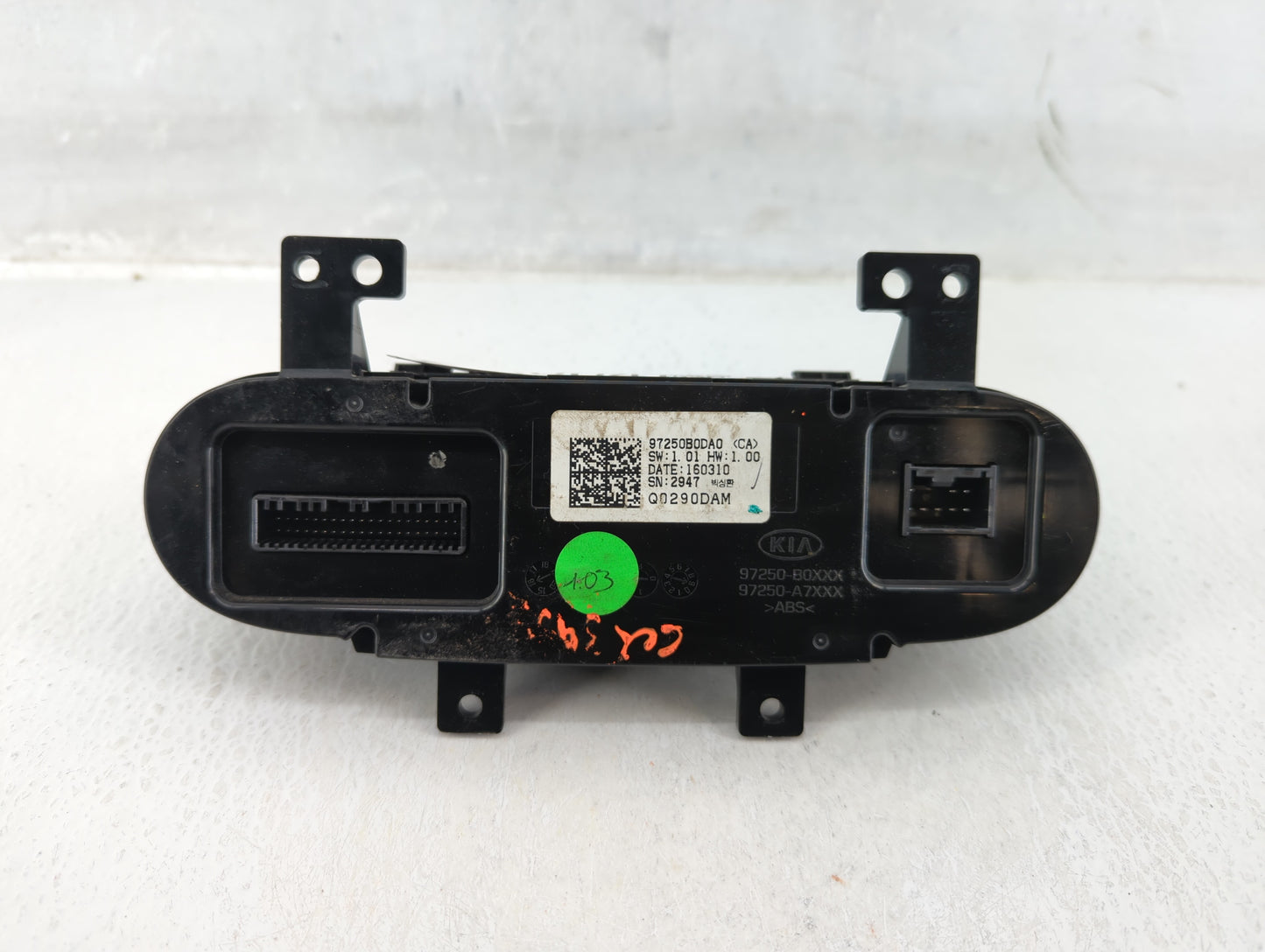 2017-2018 Kia Forte Climate Control Module Temperature AC/Heater Replacement P/N:97250B0DA0 Fits Fits 2017 2018 OEM Used Aut