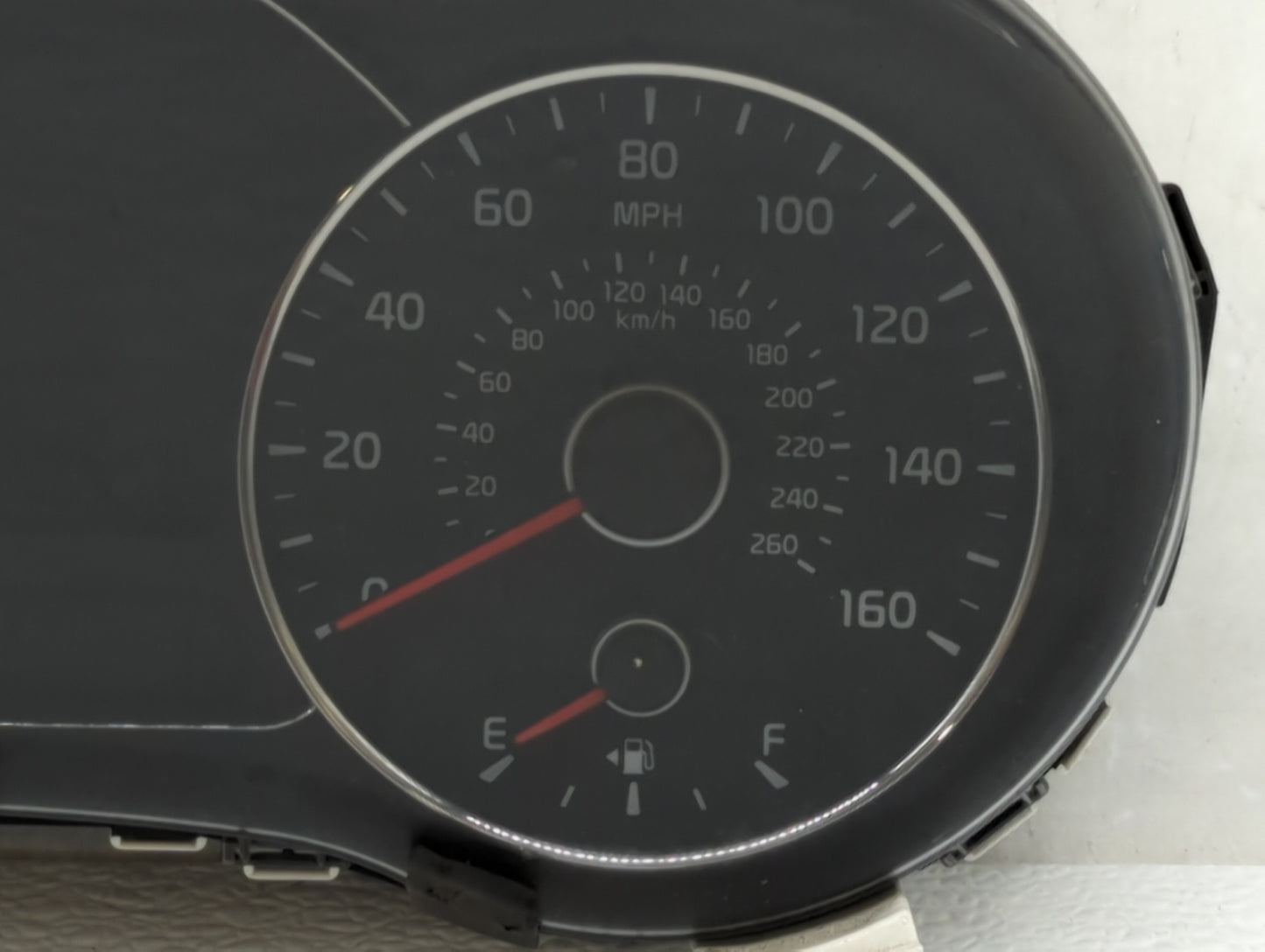 2017-2018 Kia Forte Instrument Cluster Speedometer Gauges P/N:94033-A7700 Fits Fits 2017 2018 OEM Used Auto Parts - Oemuseda