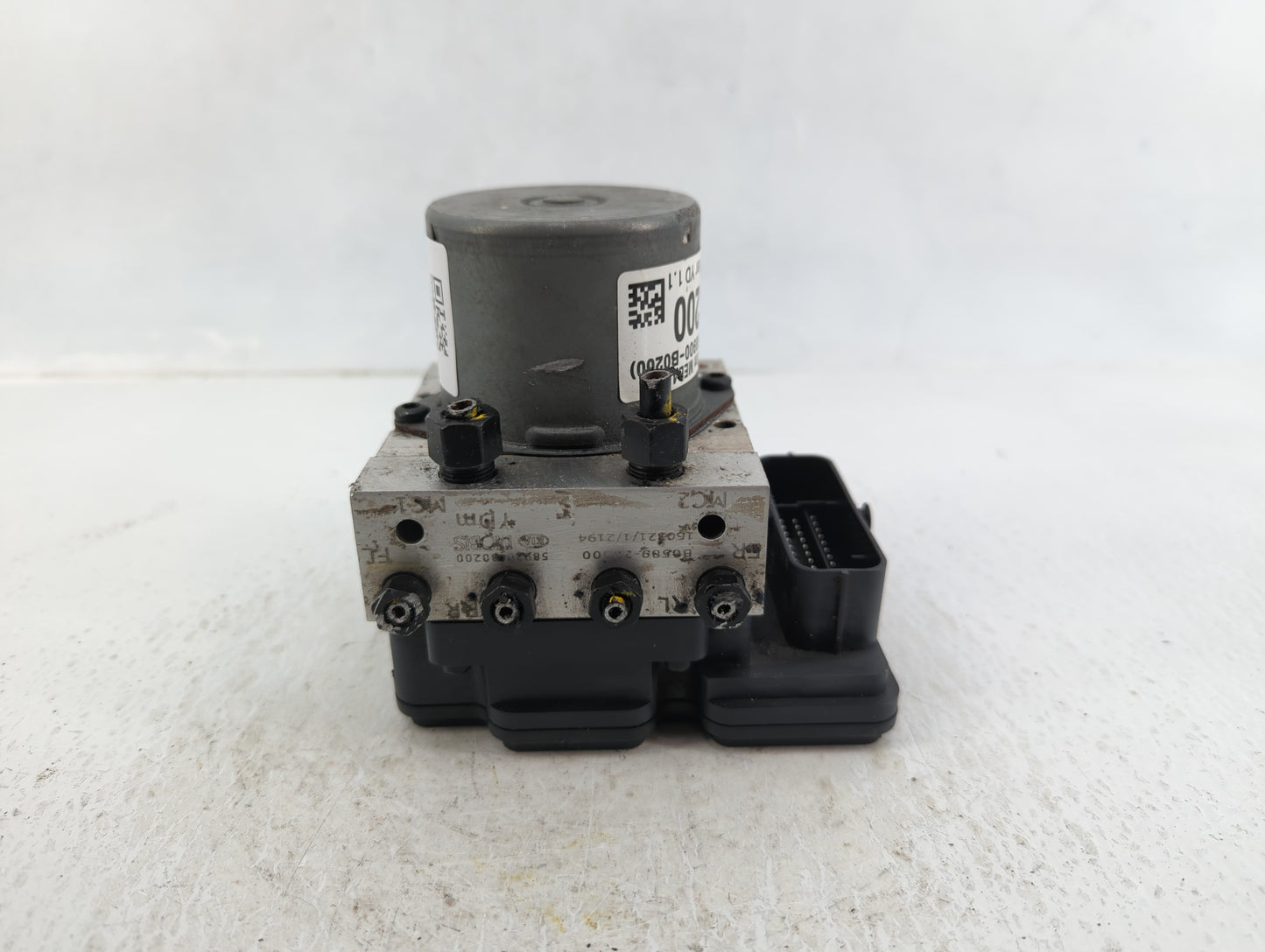 2017-2018 Kia Forte ABS Pump Control Module Replacement P/N:61589-45200 58920-B0400 Fits Fits 2017 2018 OEM Used Auto Parts 