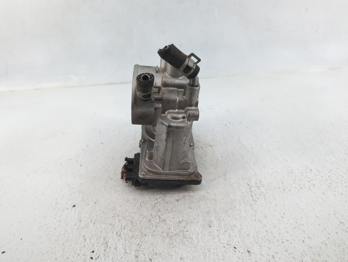 2014-2018 Kia Forte Throttle Body P/N:35100-2E000 Fits Fits 2011 2012 2013 2014 2015 2016 2017 2018 2019 2020 2021 OEM Used 