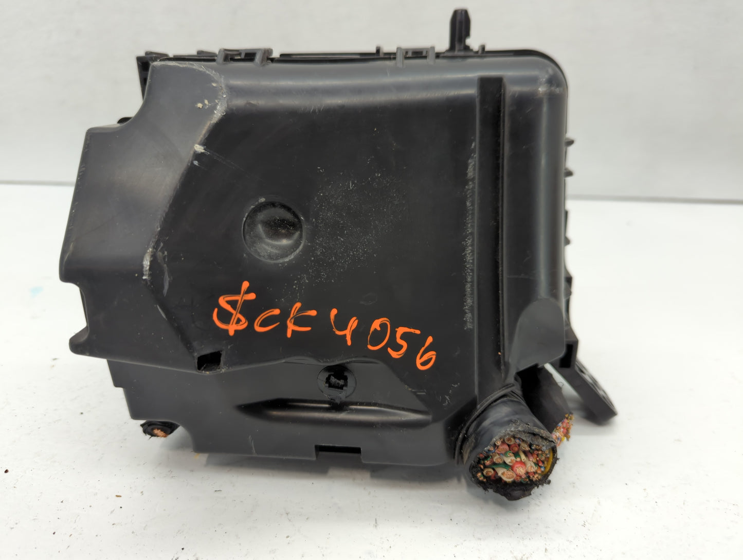 2017-2018 Kia Forte Fusebox Fuse Box Panel Relay Module P/N:91753-A7220 91221-B0060 Fits Fits 2017 2018 OEM Used Auto Parts 