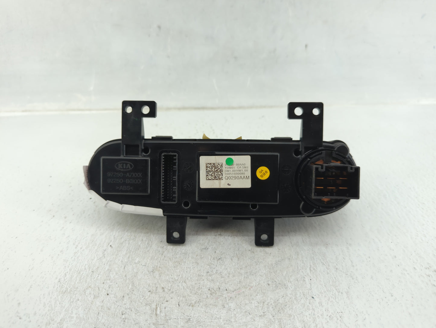 2017-2018 Kia Forte Climate Control Module Temperature AC/Heater Replacement P/N:97250-B0AA0 Fits Fits 2017 2018 OEM Used Au