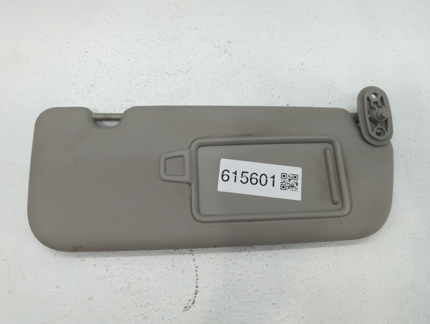 2017-2018 Kia Forte Sun Visor Shade Replacement Passenger Right Mirror Fits Fits 2017 2018 OEM Used Auto Parts - Oemusedauto