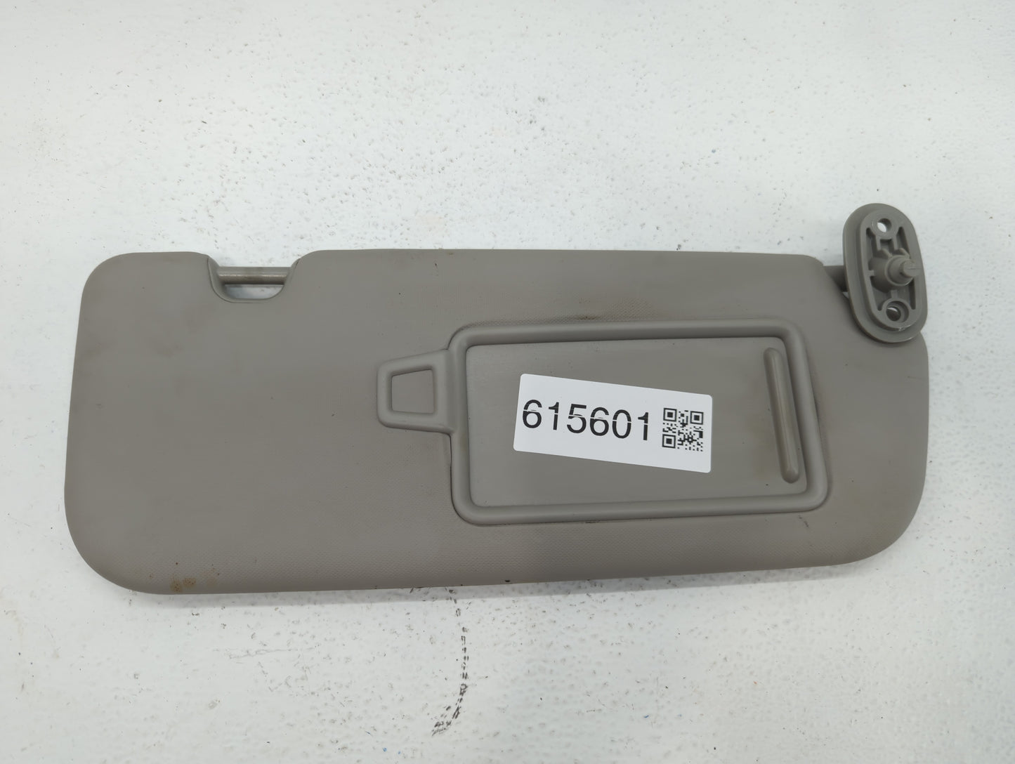 2017-2018 Kia Forte Sun Visor Shade Replacement Passenger Right Mirror Fits Fits 2017 2018 OEM Used Auto Parts - Oemusedauto