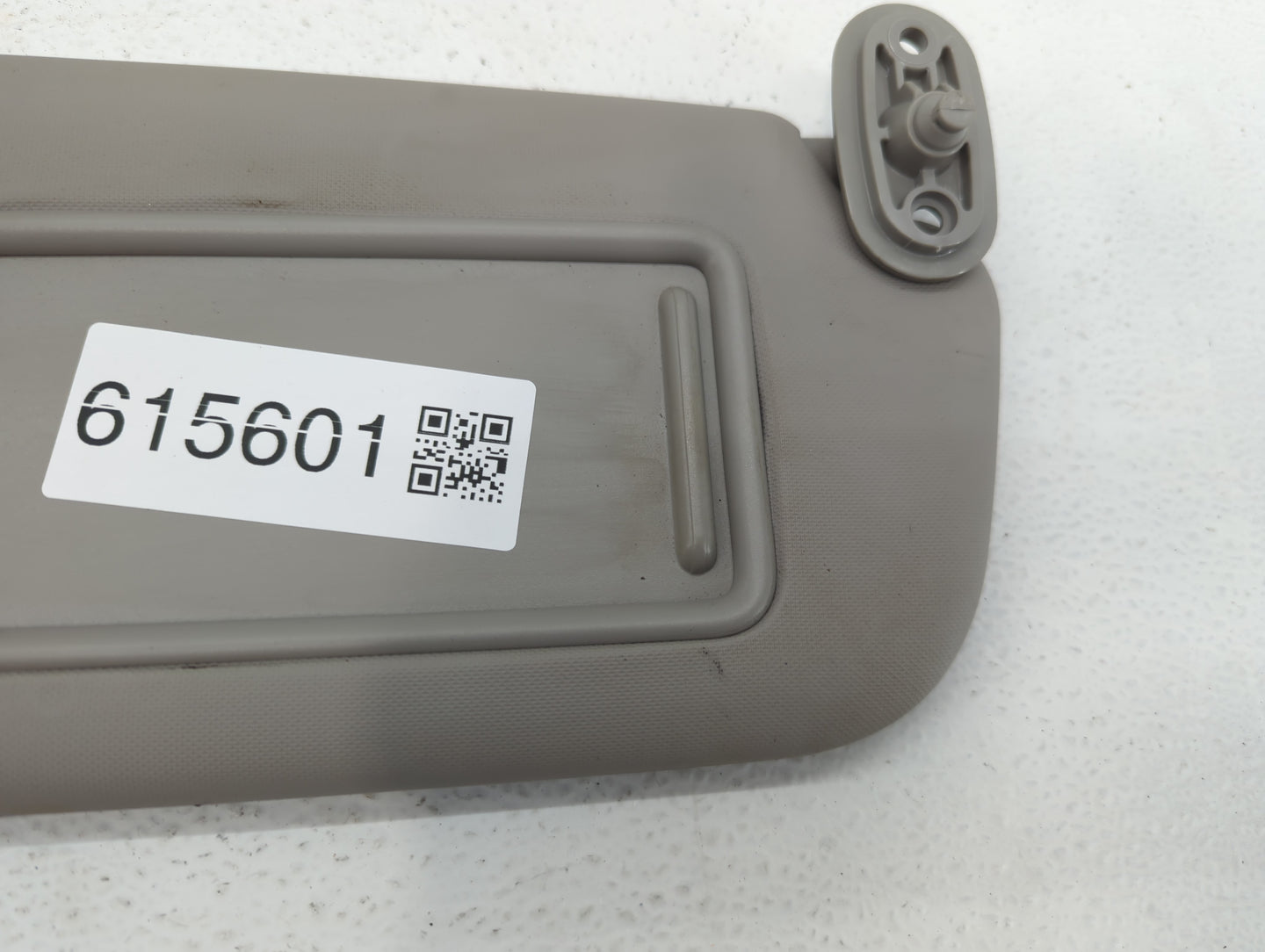 2017-2018 Kia Forte Sun Visor Shade Replacement Passenger Right Mirror Fits Fits 2017 2018 OEM Used Auto Parts - Oemusedauto