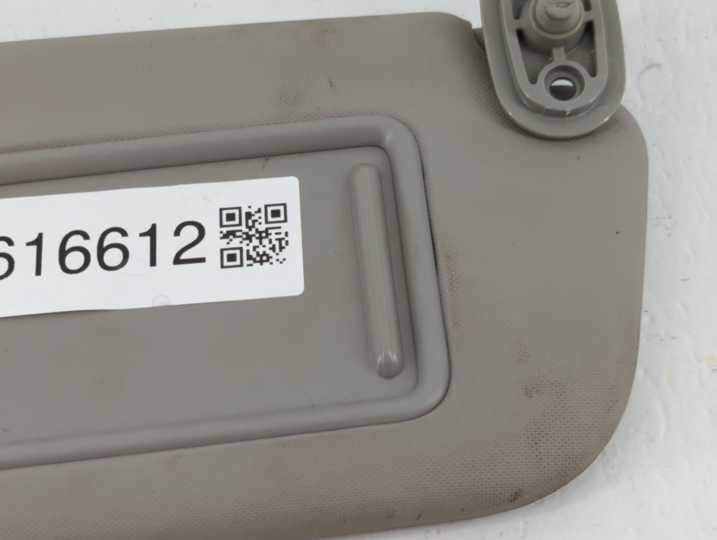2017-2018 Kia Forte Sun Visor Shade Replacement Passenger Right Mirror Fits Fits 2017 2018 OEM Used Auto Parts - Oemusedauto
