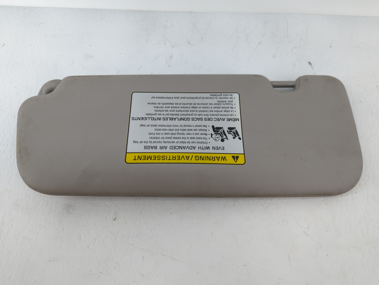 2017-2018 Kia Forte Sun Visor Shade Replacement Passenger Right Mirror Fits Fits 2017 2018 OEM Used Auto Parts - Oemusedauto