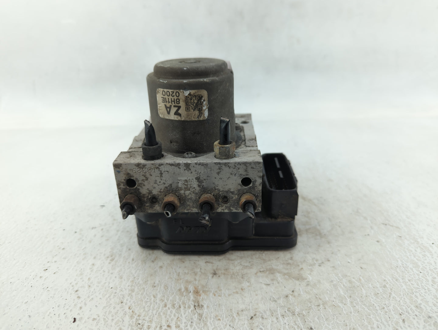 2017-2018 Kia Forte ABS Pump Control Module Replacement P/N:A621 8H11E-0200 Fits Fits 2017 2018 OEM Used Auto Parts - Oemuse