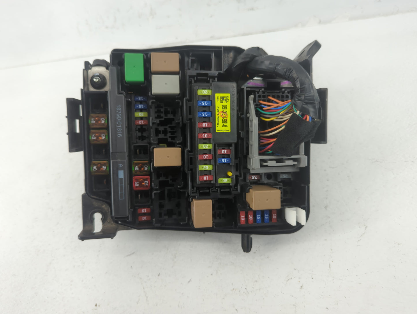 2017-2018 Kia Forte Fusebox Fuse Box Panel Relay Module P/N:91218 B0400 Fits Fits 2017 2018 OEM Used Auto Parts - Oemusedaut