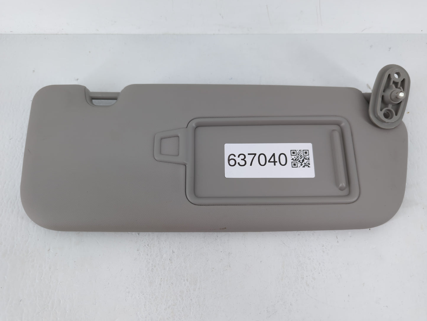 2017-2018 Kia Forte Sun Visor Shade Replacement Passenger Right Mirror Fits Fits 2017 2018 OEM Used Auto Parts - Oemusedauto