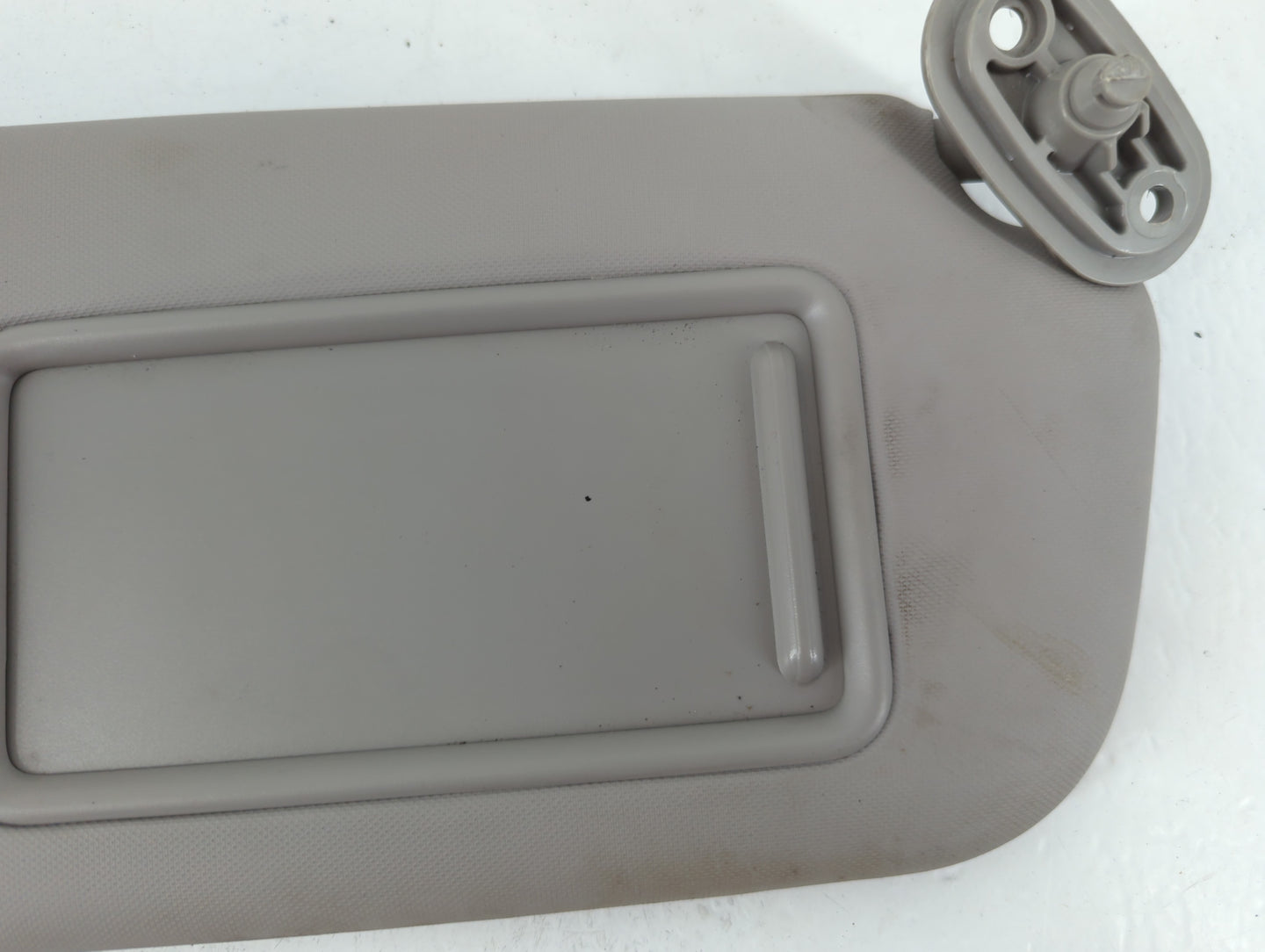 2017-2018 Kia Forte Sun Visor Shade Replacement Passenger Right Mirror Fits Fits 2017 2018 OEM Used Auto Parts - Oemusedauto