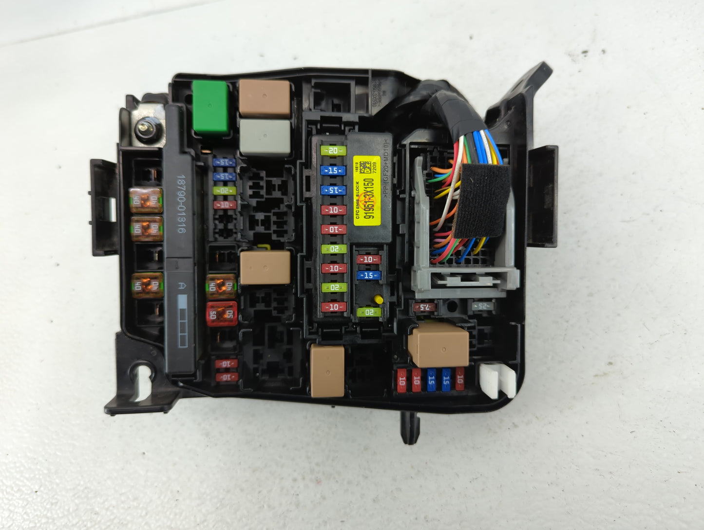 2017-2018 Kia Forte Fusebox Fuse Box Panel Relay Module P/N:91218 B0400 Fits Fits 2017 2018 OEM Used Auto Parts - Oemusedaut
