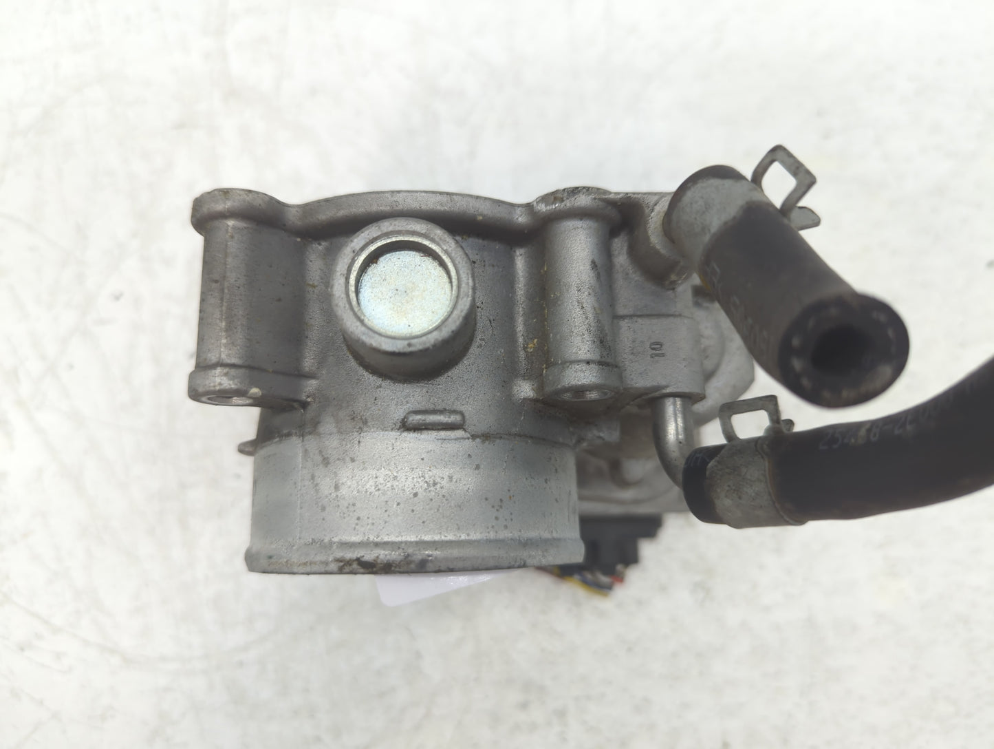 2014-2018 Kia Forte Throttle Body P/N:35100-2E000 Fits Fits 2011 2012 2013 2014 2015 2016 2017 2018 2019 2020 2021 OEM Used 