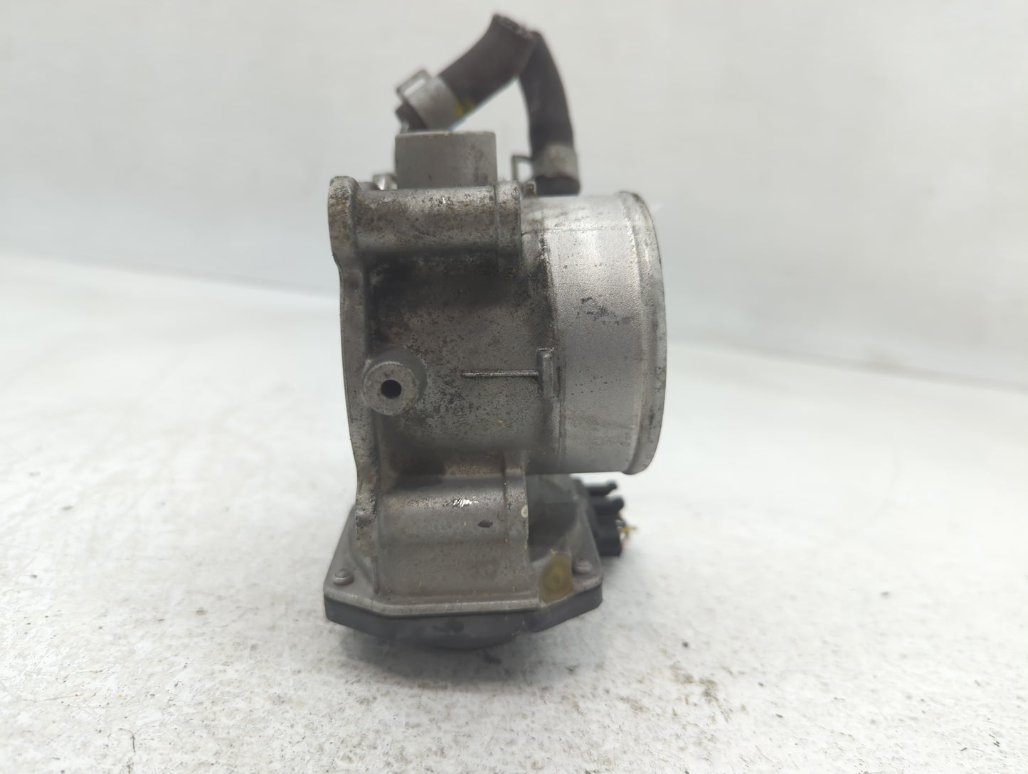2014-2018 Kia Forte Throttle Body P/N:35100-2E000 Fits Fits 2011 2012 2013 2014 2015 2016 2017 2018 2019 2020 2021 OEM Used 