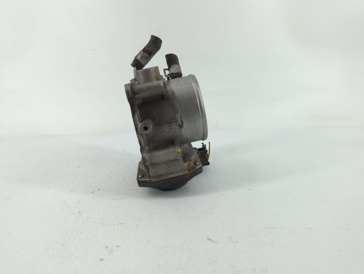 2014-2018 Kia Forte Throttle Body P/N:35100-2E000 Fits Fits 2011 2012 2013 2014 2015 2016 2017 2018 2019 2020 2021 OEM Used 