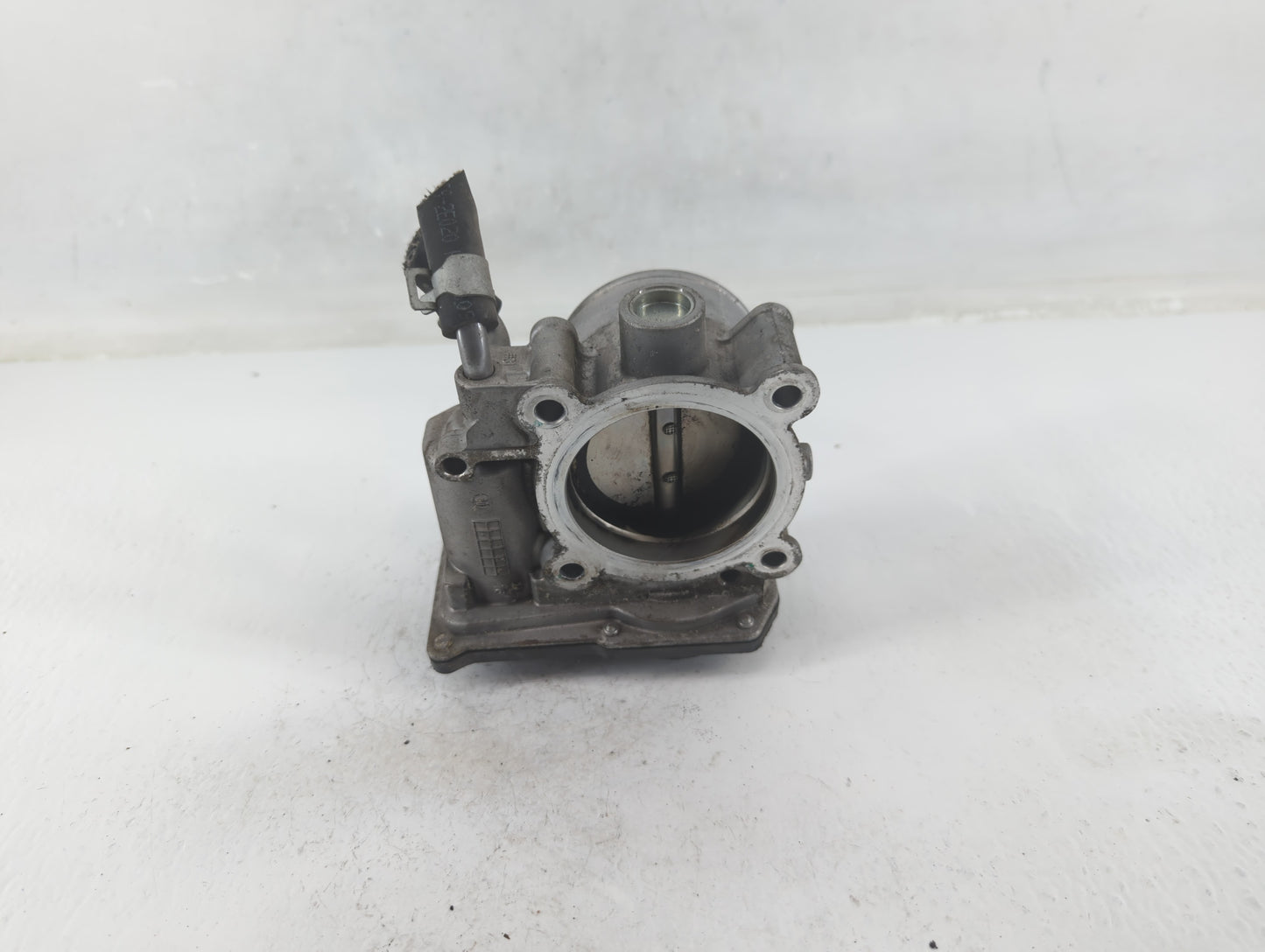 2014-2018 Kia Forte Throttle Body P/N:35100-2E000 Fits Fits 2011 2012 2013 2014 2015 2016 2017 2018 2019 2020 2021 OEM Used 