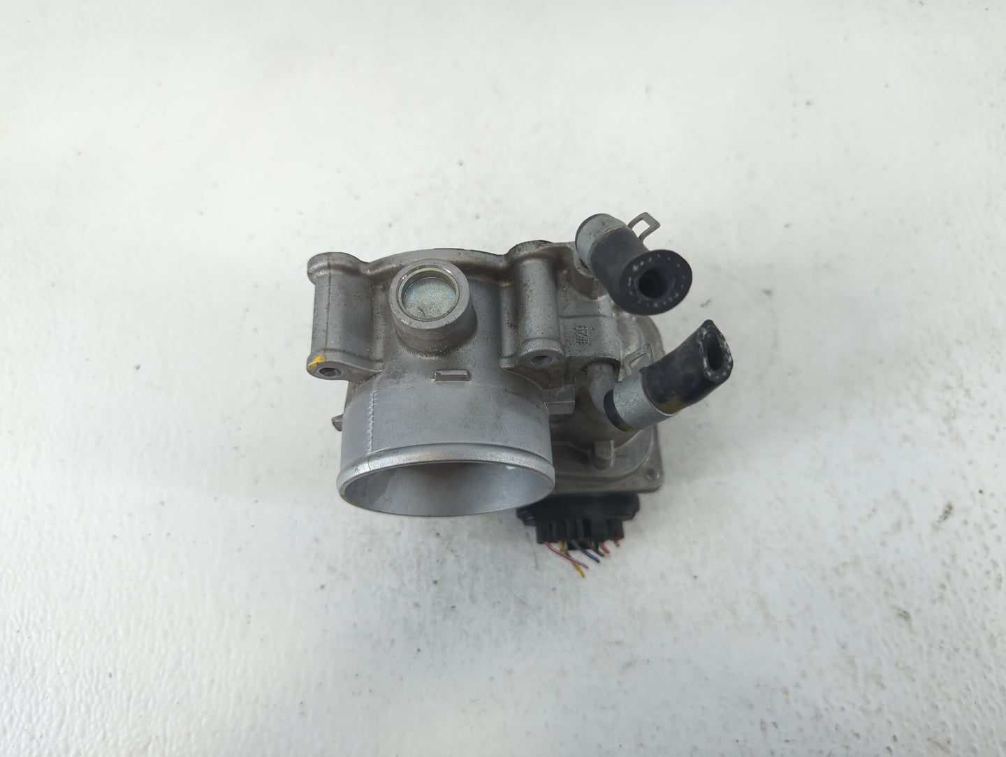 2014-2018 Kia Forte Throttle Body P/N:35100-2E000 Fits Fits 2011 2012 2013 2014 2015 2016 2017 2018 2019 2020 2021 OEM Used 