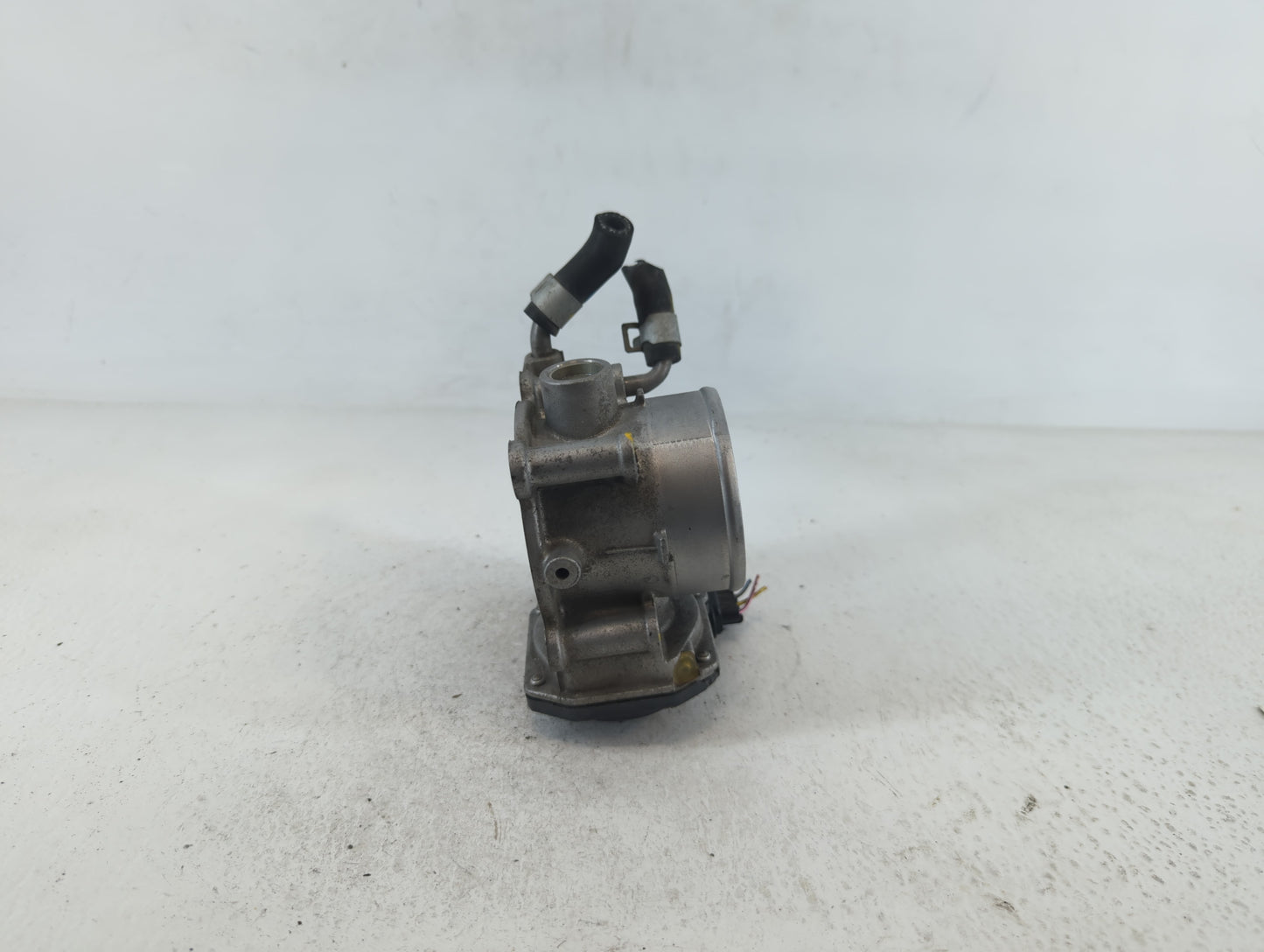 2014-2018 Kia Forte Throttle Body P/N:35100-2E000 Fits Fits 2011 2012 2013 2014 2015 2016 2017 2018 2019 2020 2021 OEM Used 