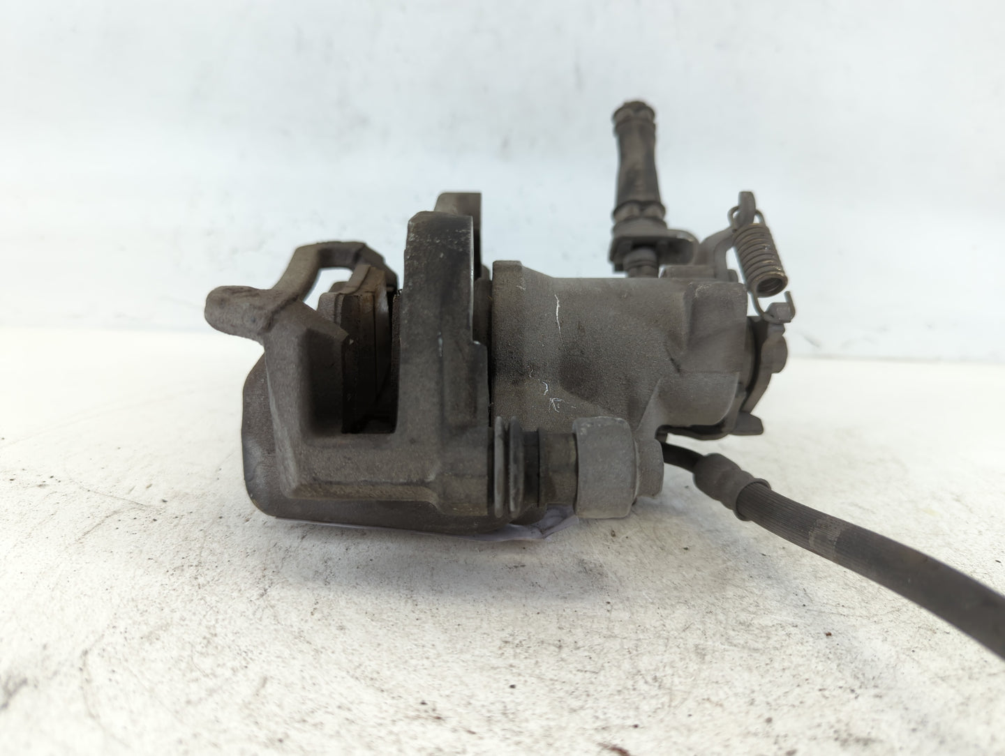 2017-2018 Kia Forte Front Passenger Right Brake Caliper - Oemusedautoparts1.com