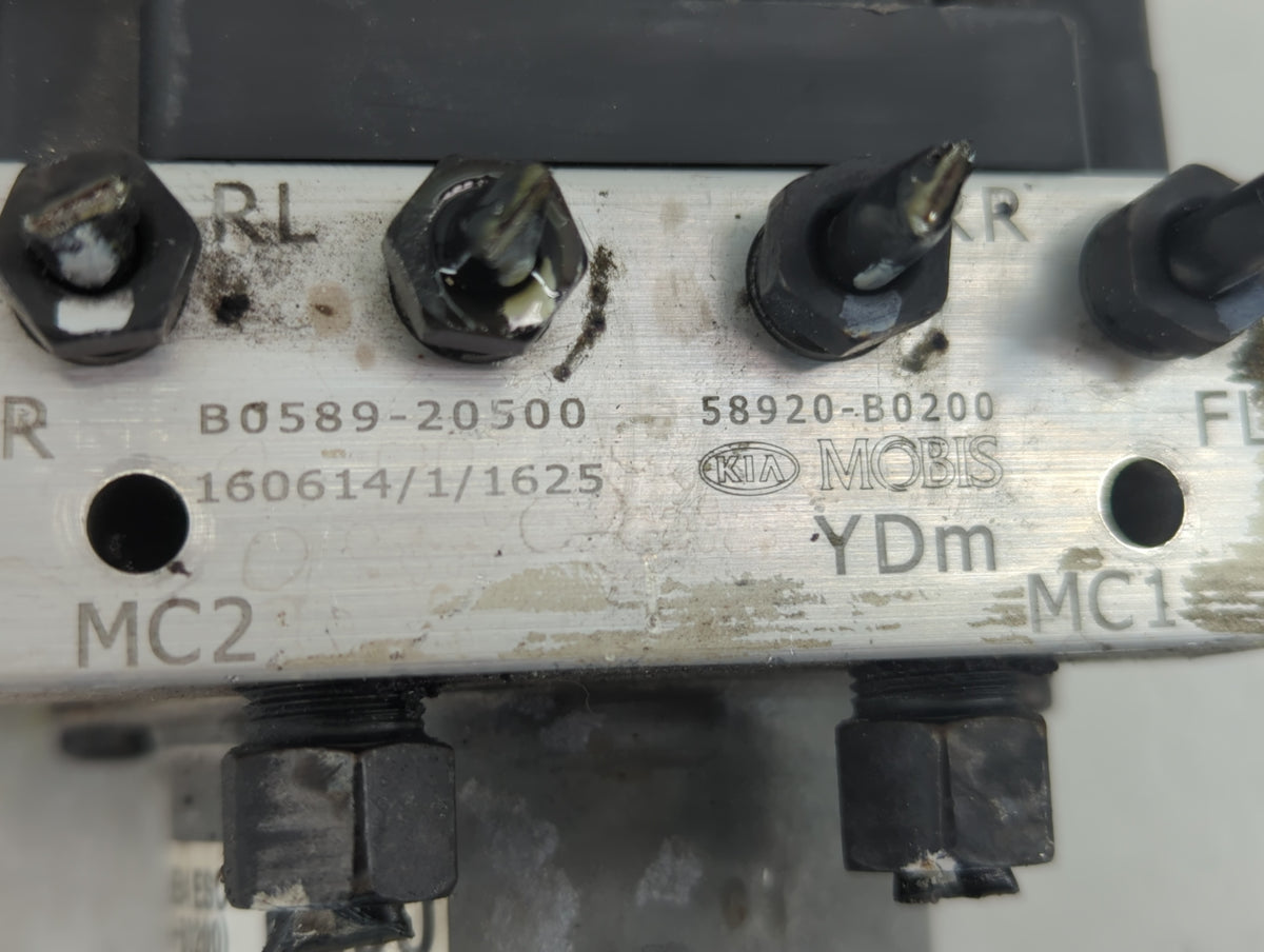 2017-2018 Kia Forte Anti-Lock Brake ABS Pump Module Actuator OEM P/N:58920-B0200 B0589-20500 Fits Fits 2017 2018 OEM Used Au