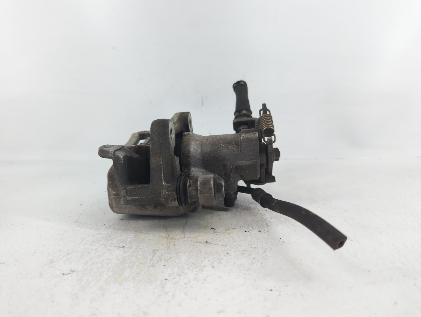 2017-2018 Kia Forte Front Passenger Right Brake Caliper - Oemusedautoparts1.com