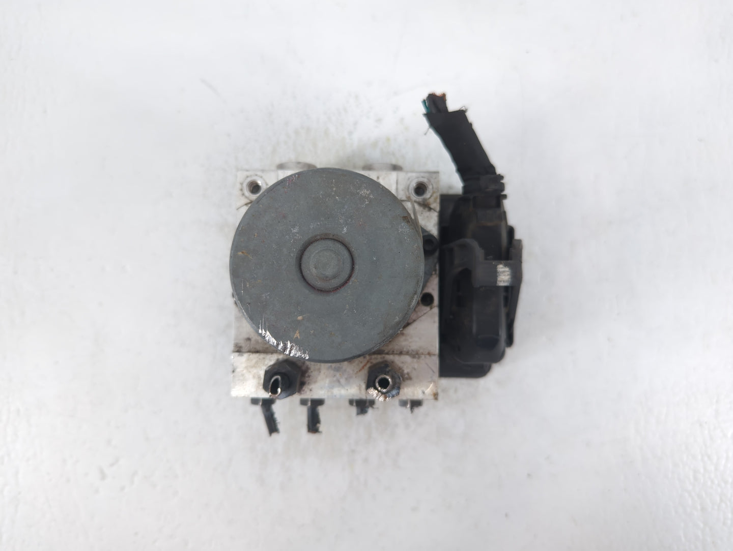 2017-2018 Kia Forte ABS Pump Control Module Replacement P/N:58920-B0200 B0589-20500 Fits Fits 2017 2018 OEM Used Auto Parts 