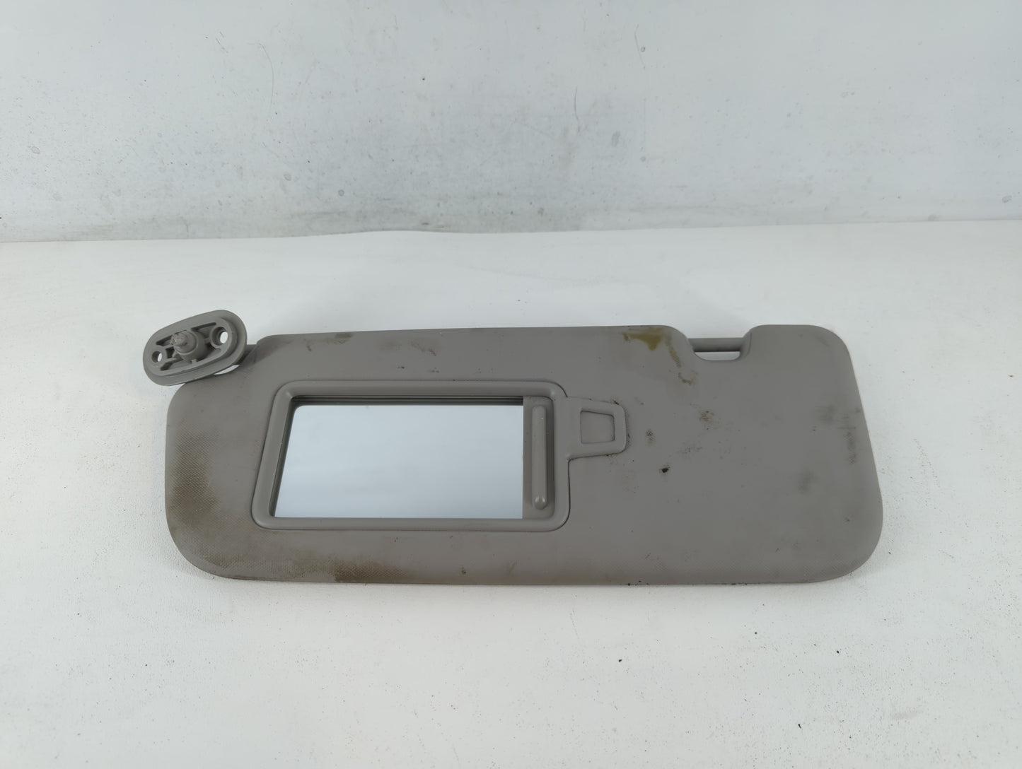 2017-2018 Kia Forte Sun Visor Shade Replacement Passenger Right Mirror Fits Fits 2017 2018 OEM Used Auto Parts - Oemusedauto