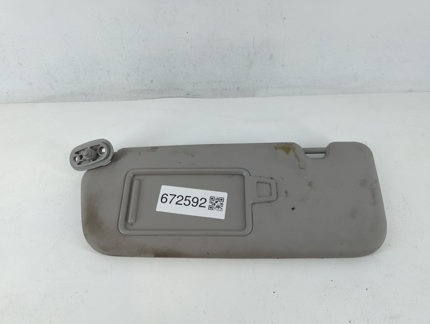 2017-2018 Kia Forte Sun Visor Shade Replacement Passenger Right Mirror Fits Fits 2017 2018 OEM Used Auto Parts - Oemusedauto