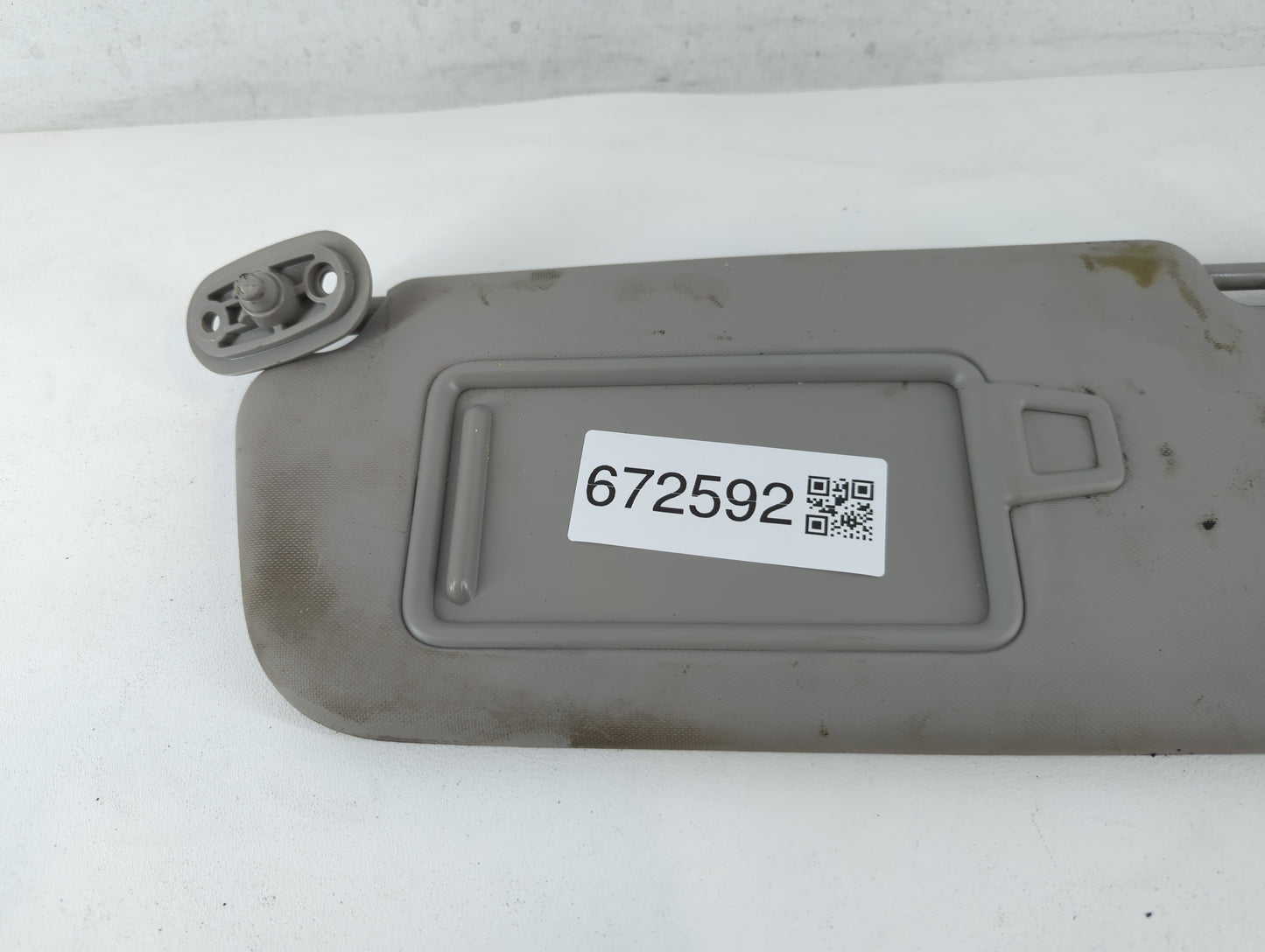 2017-2018 Kia Forte Sun Visor Shade Replacement Passenger Right Mirror Fits Fits 2017 2018 OEM Used Auto Parts - Oemusedauto