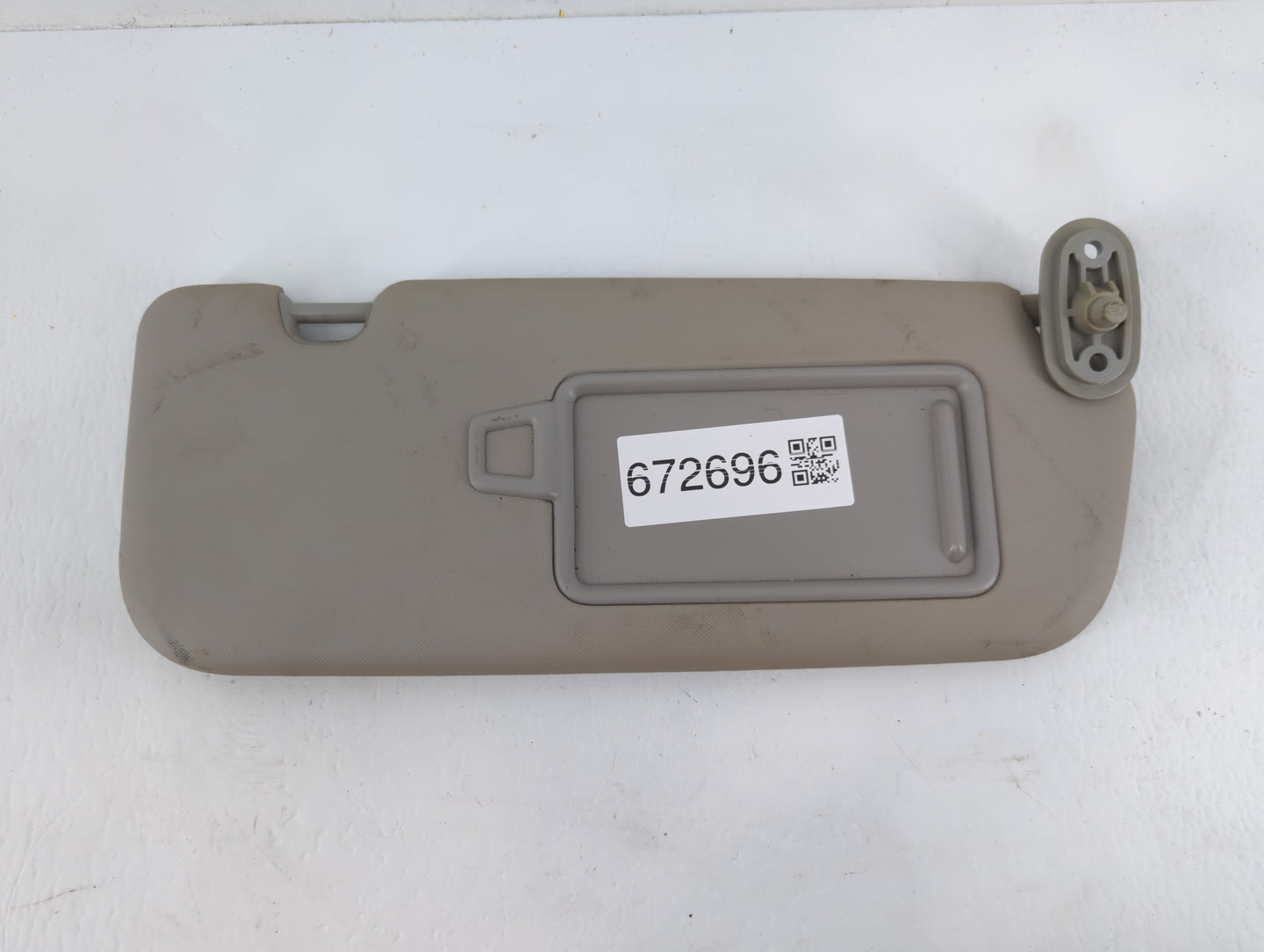 2017-2018 Kia Forte Sun Visor Shade Replacement Passenger Right Mirror Fits Fits 2017 2018 OEM Used Auto Parts - Oemusedauto
