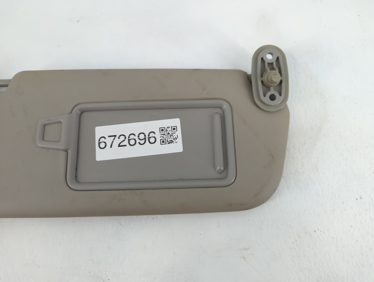 2017-2018 Kia Forte Sun Visor Shade Replacement Passenger Right Mirror Fits Fits 2017 2018 OEM Used Auto Parts - Oemusedauto
