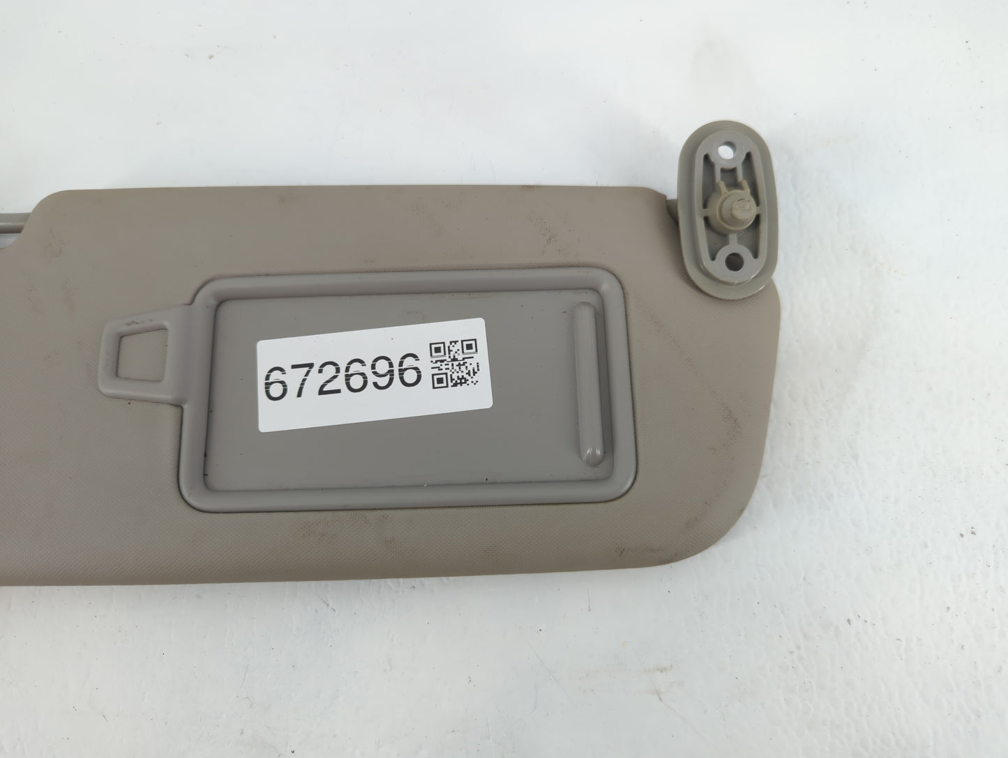 2017-2018 Kia Forte Sun Visor Shade Replacement Passenger Right Mirror Fits Fits 2017 2018 OEM Used Auto Parts - Oemusedauto