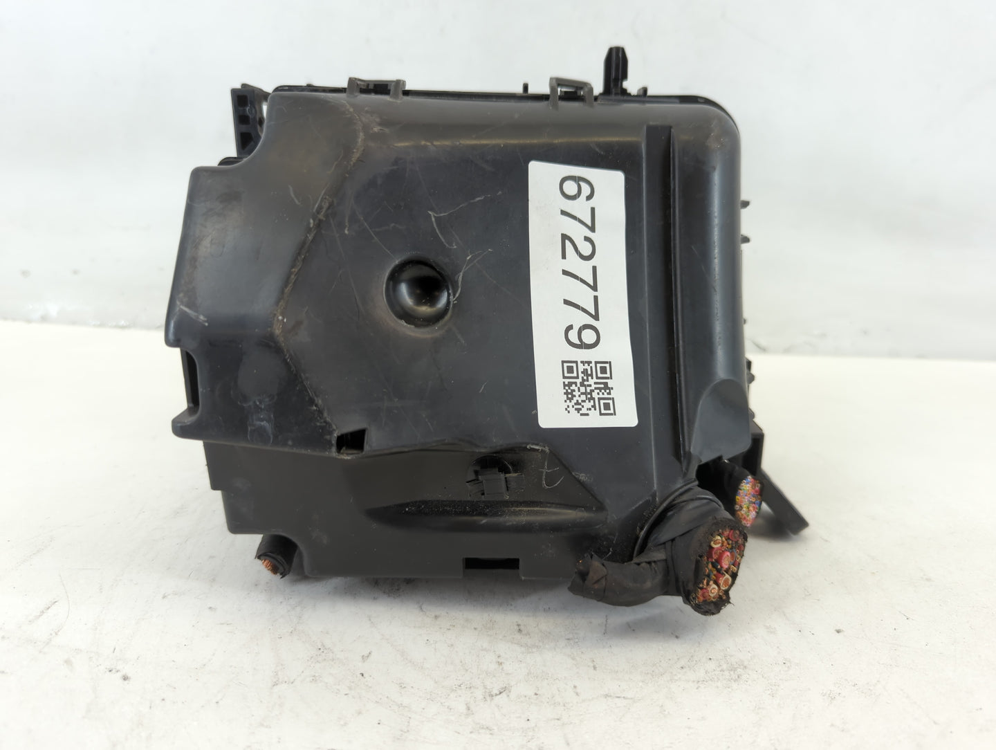 2017-2018 Kia Forte Fusebox Fuse Box Panel Relay Module P/N:81218 B0400 Fits Fits 2017 2018 OEM Used Auto Parts - Oemusedaut