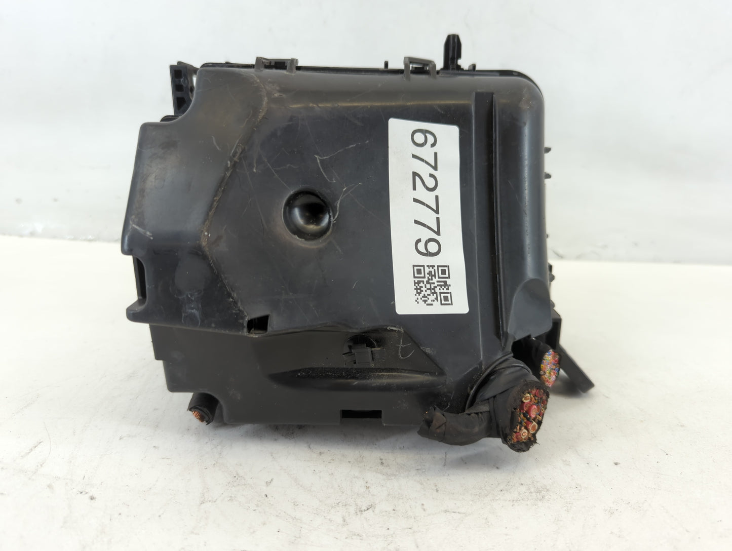 2017-2018 Kia Forte Fusebox Fuse Box Panel Relay Module P/N:81218 B0400 Fits Fits 2017 2018 OEM Used Auto Parts - Oemusedaut