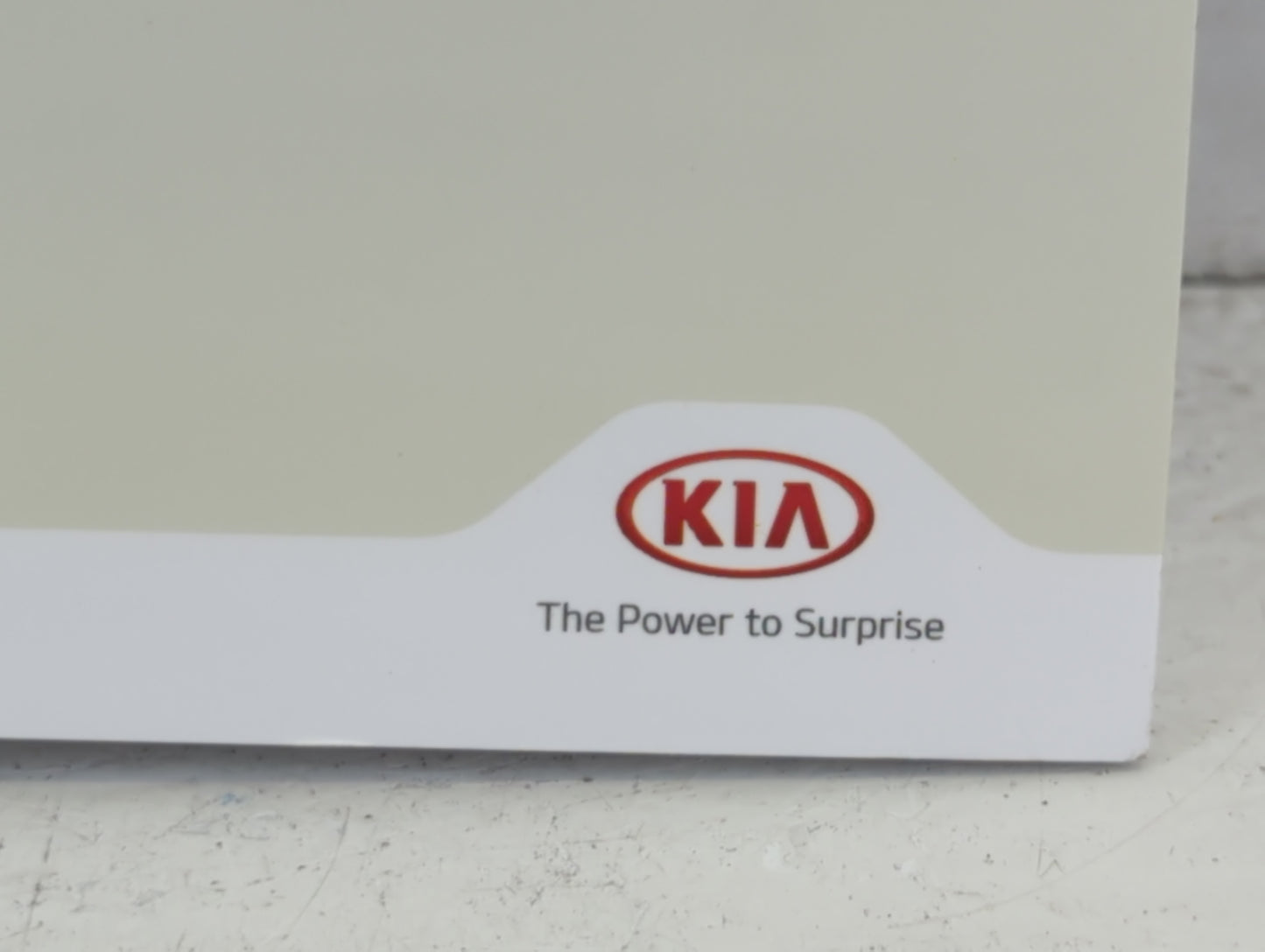 2017 Kia Forte Owners Manual Book Guide P/N:B0S4-EE6DD OEM Used Auto Parts - Oemusedautoparts1.com