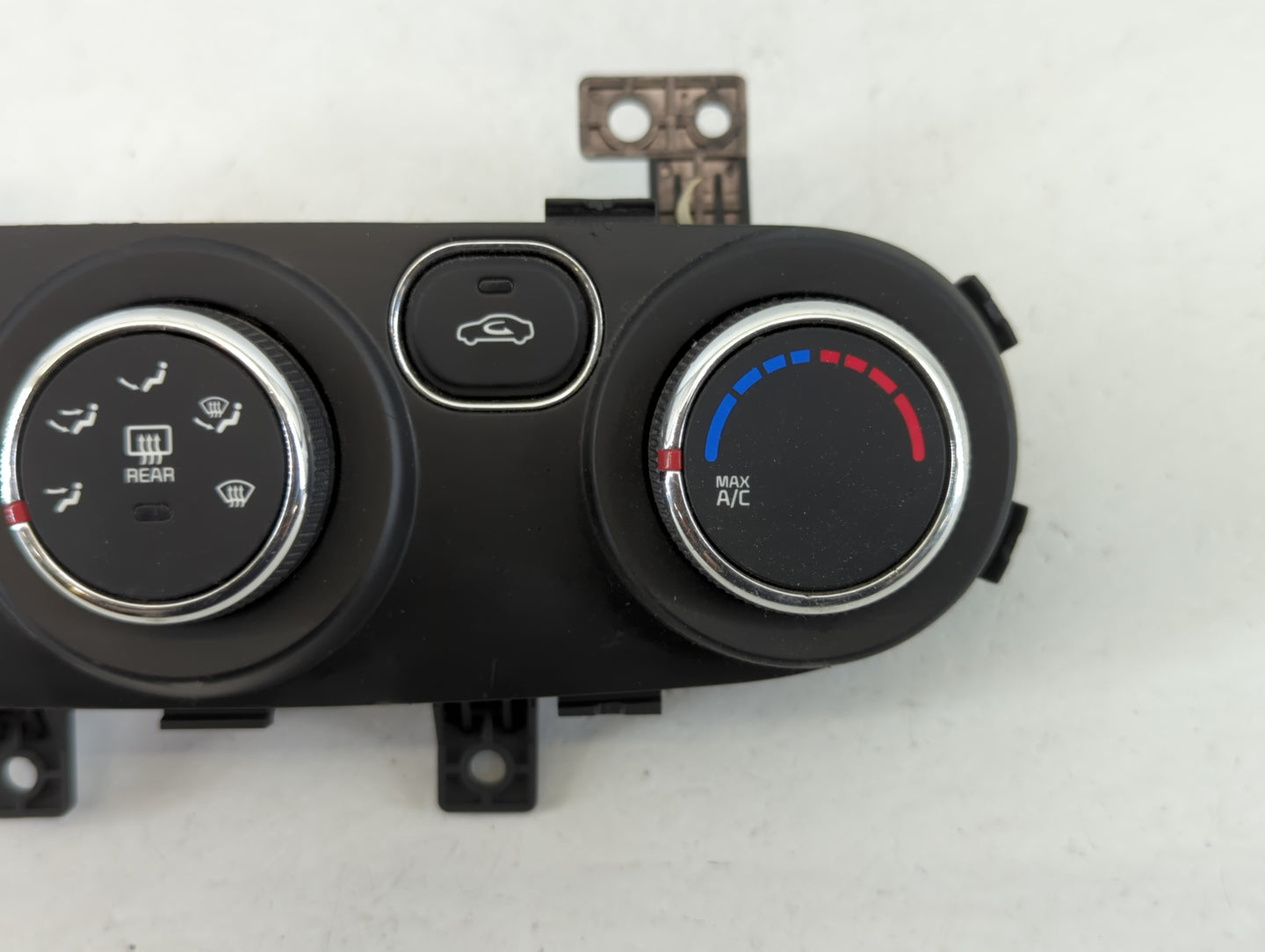 2017-2018 Kia Forte Climate Control Module Temperature AC/Heater Replacement P/N:97250-B0XXX 97250-A7XXX Fits Fits 2017 2018