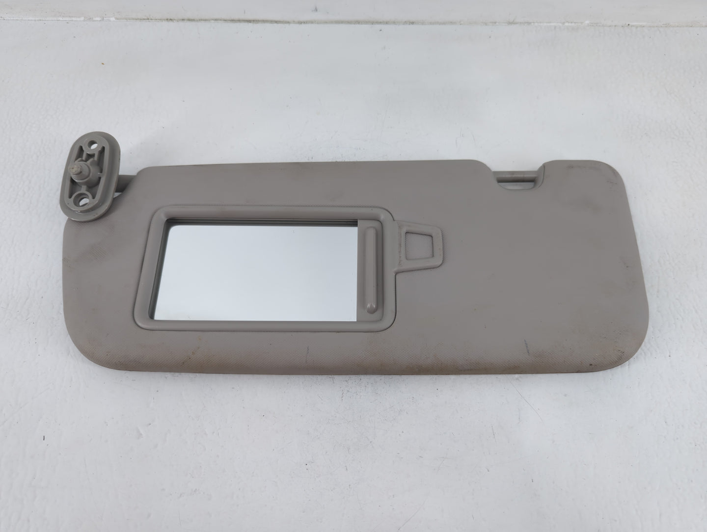 2017-2018 Kia Forte Sun Visor Shade Replacement Passenger Right Mirror Fits Fits 2017 2018 OEM Used Auto Parts - Oemusedauto