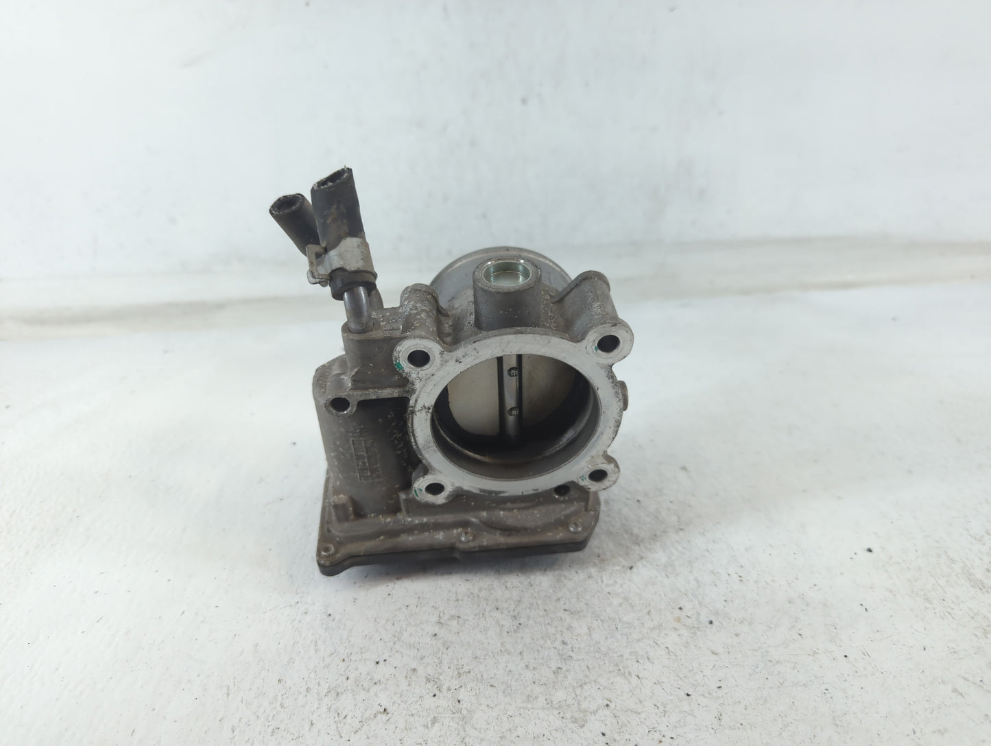 2014-2018 Kia Forte Throttle Body P/N:35100-2E000 Fits Fits 2011 2012 2013 2014 2015 2016 2017 2018 2019 2020 2021 OEM Used 