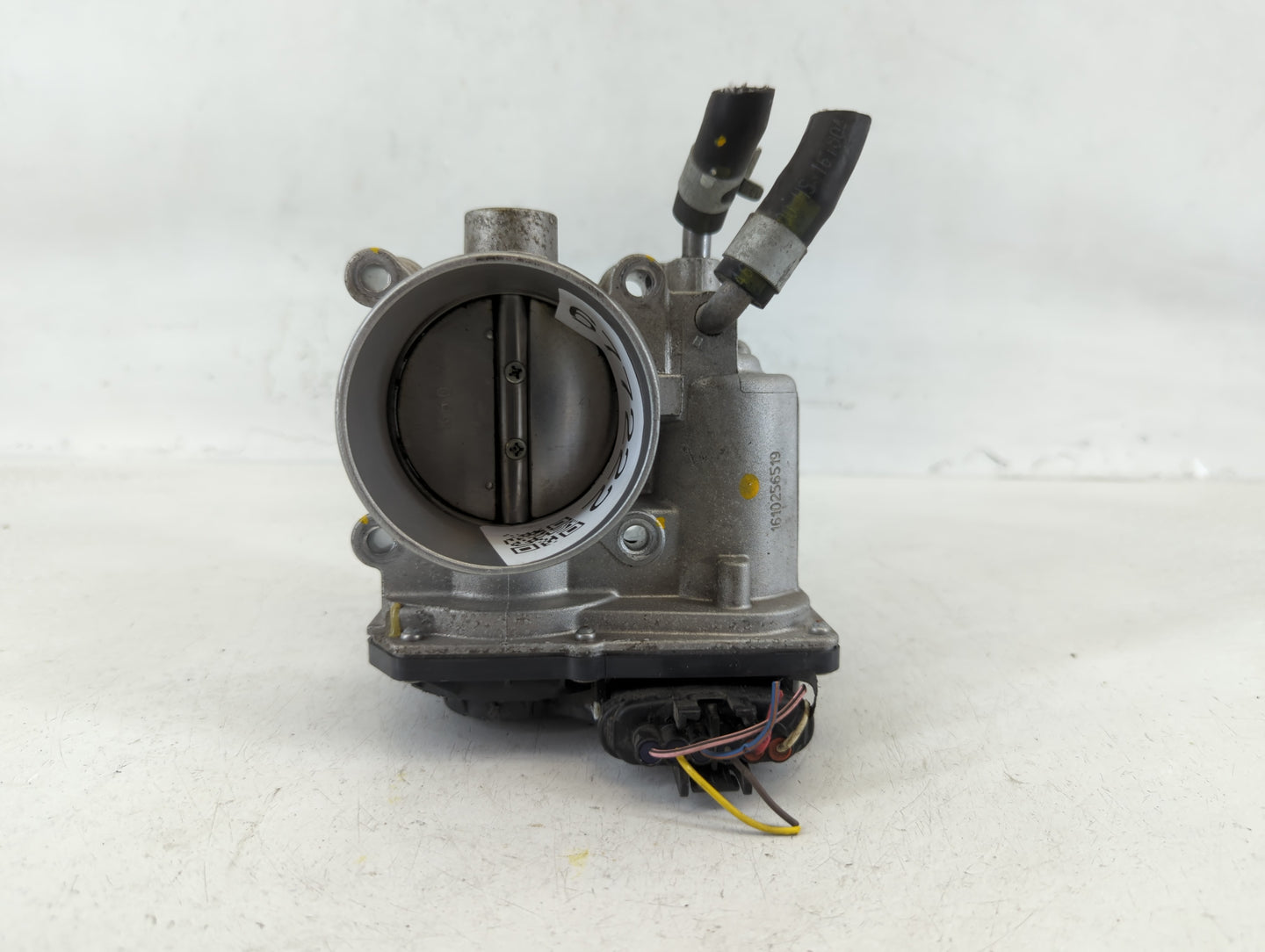 2014-2018 Kia Forte Throttle Body P/N:35100-2E000 Fits Fits 2011 2012 2013 2014 2015 2016 2017 2018 2019 2020 2021 OEM Used 