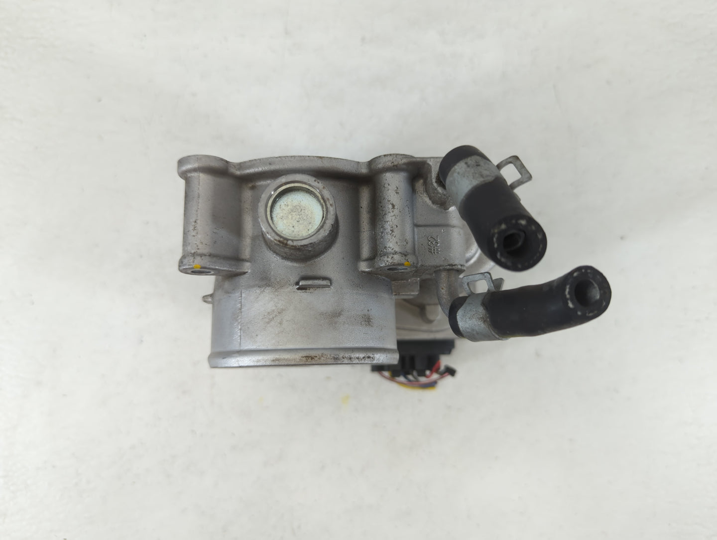 2014-2018 Kia Forte Throttle Body P/N:35100-2E000 Fits Fits 2011 2012 2013 2014 2015 2016 2017 2018 2019 2020 2021 OEM Used 