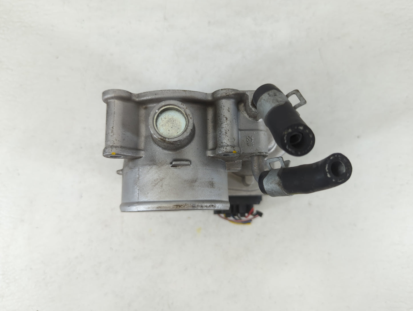 2014-2018 Kia Forte Throttle Body P/N:35100-2E000 Fits Fits 2011 2012 2013 2014 2015 2016 2017 2018 2019 2020 2021 OEM Used 