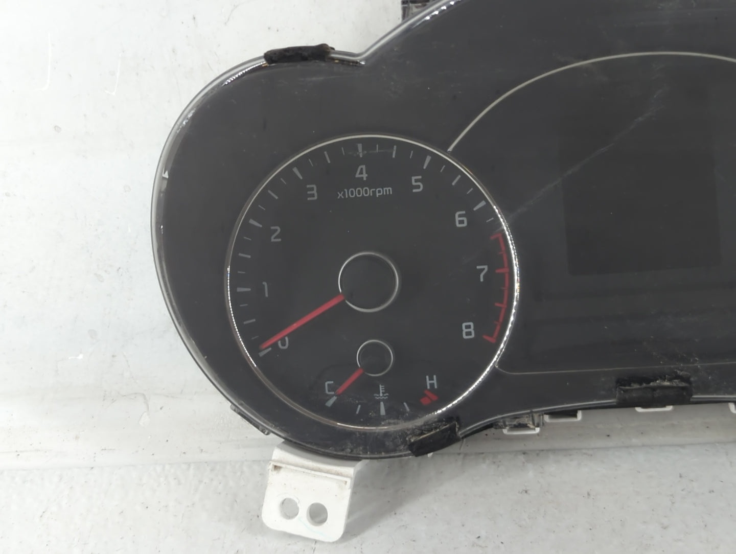 2017-2018 Kia Forte Instrument Cluster Speedometer Gauges P/N:94003-B0300 Fits Fits 2017 2018 OEM Used Auto Parts - Oemuseda