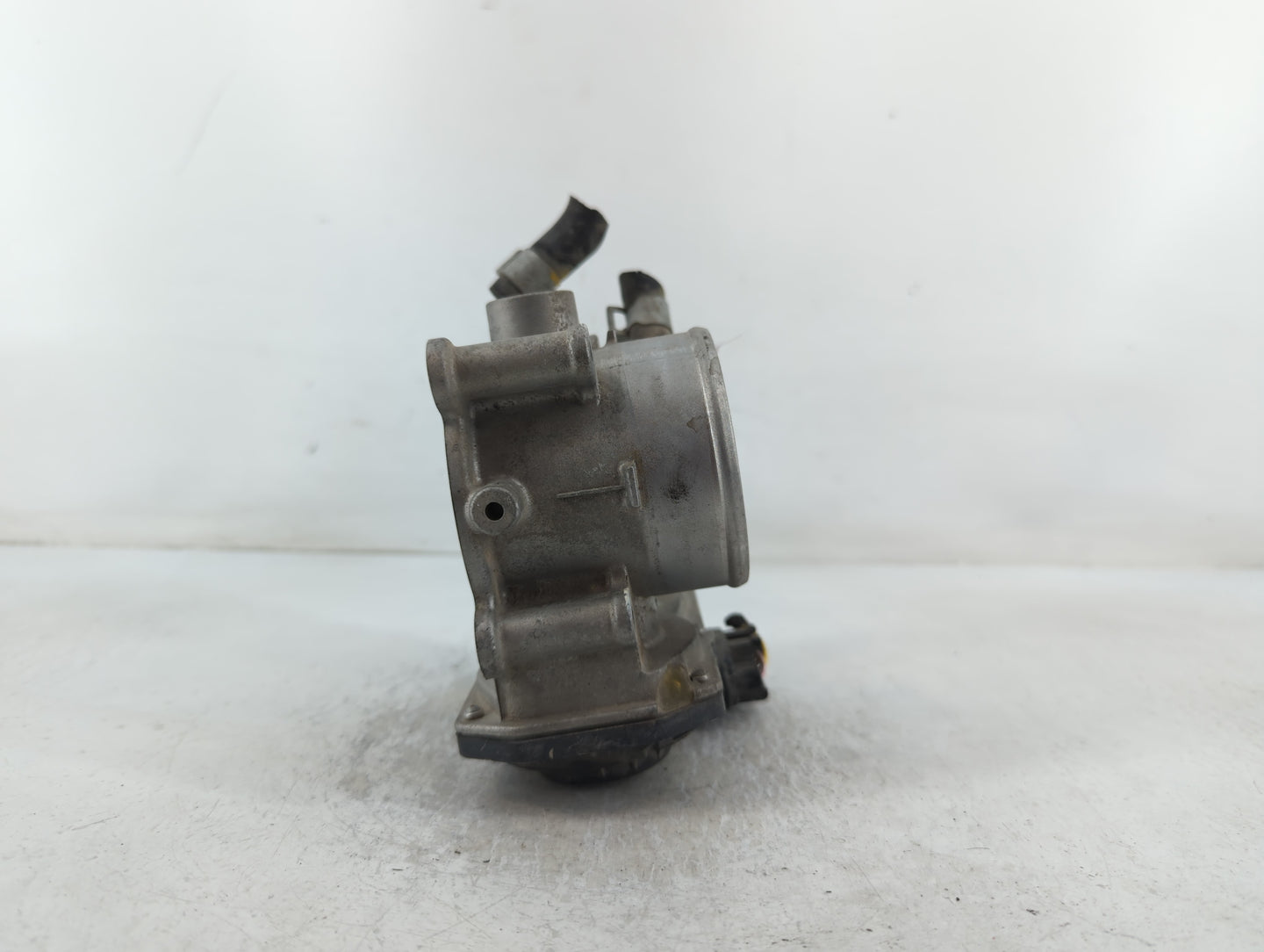 2014-2018 Kia Forte Throttle Body P/N:35100-2E000 Fits Fits 2011 2012 2013 2014 2015 2016 2017 2018 2019 2020 2021 OEM Used 