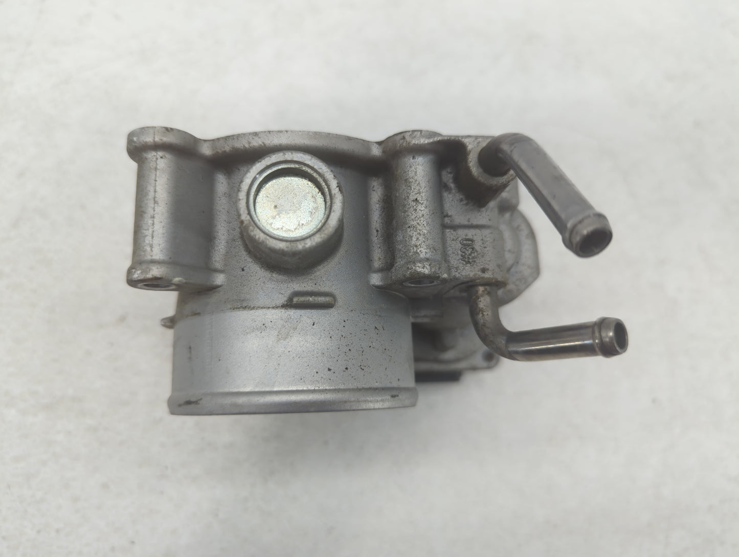 2014-2018 Kia Forte Throttle Body P/N:35100-2E000 Fits Fits 2011 2012 2013 2014 2015 2016 2017 2018 2019 2020 2021 OEM Used 