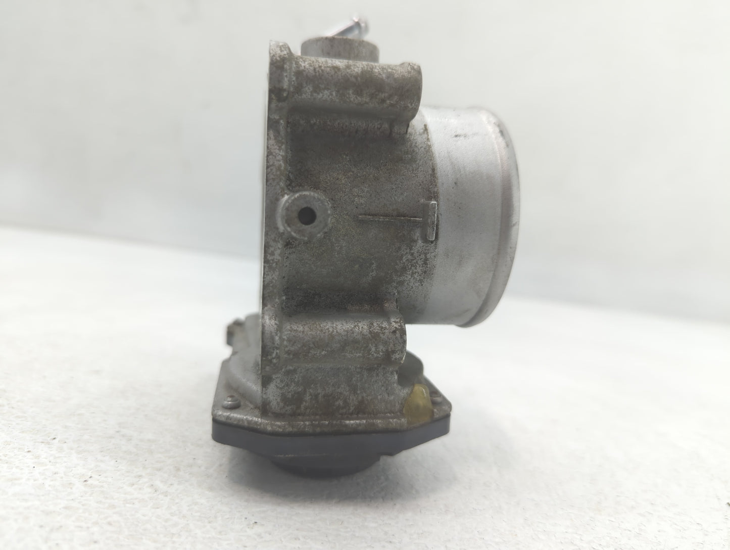 2014-2018 Kia Forte Throttle Body P/N:35100-2E000 Fits Fits 2011 2012 2013 2014 2015 2016 2017 2018 2019 2020 2021 OEM Used 